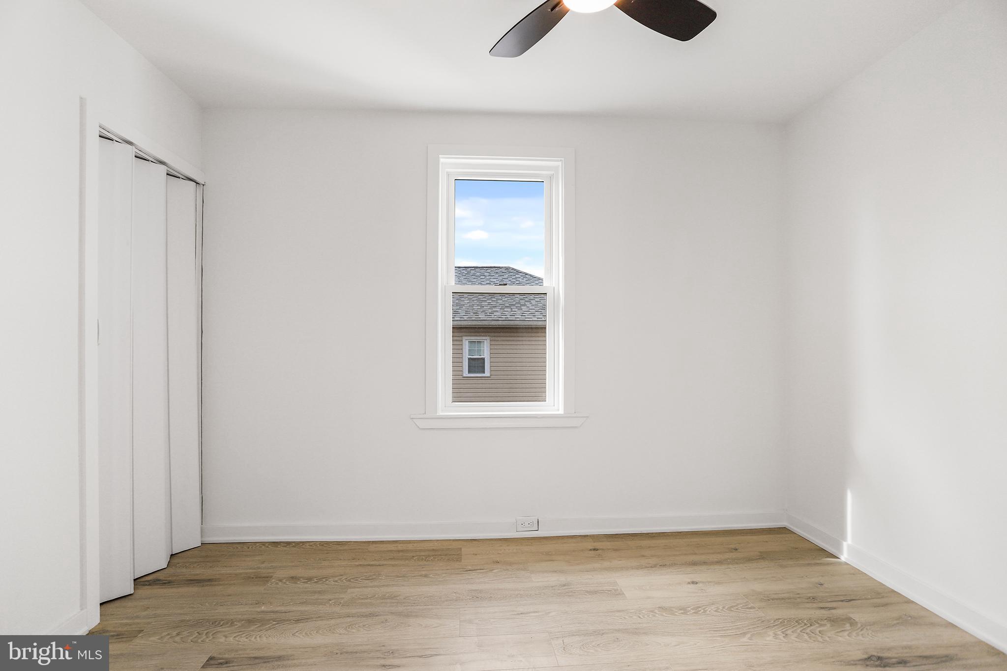 TWIN OAKS - Residential