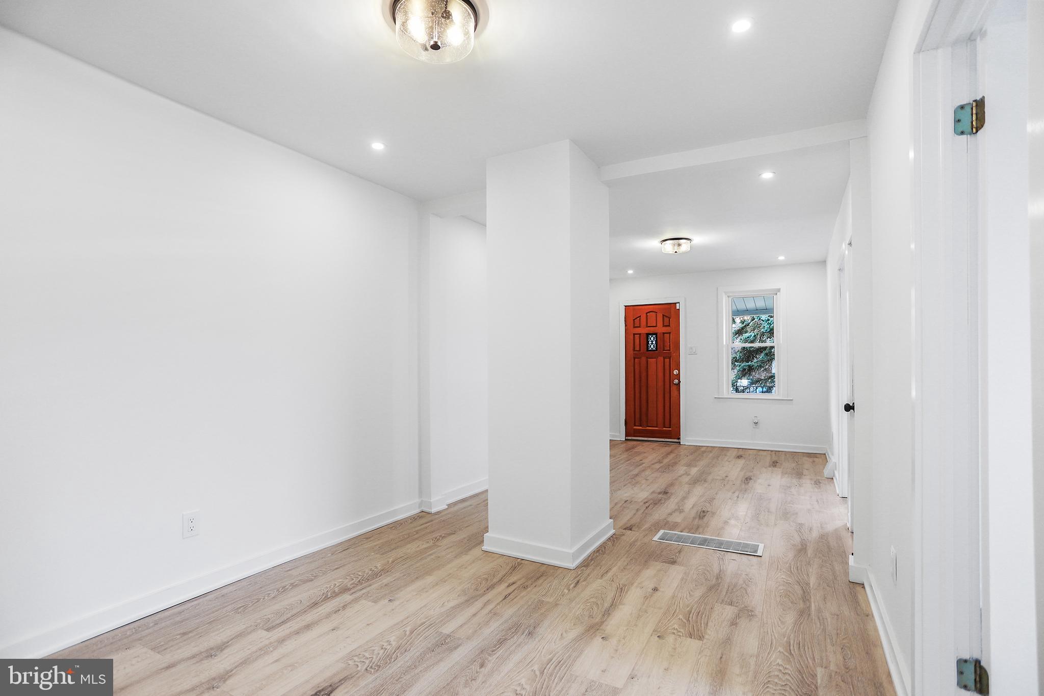 TWIN OAKS - Residential