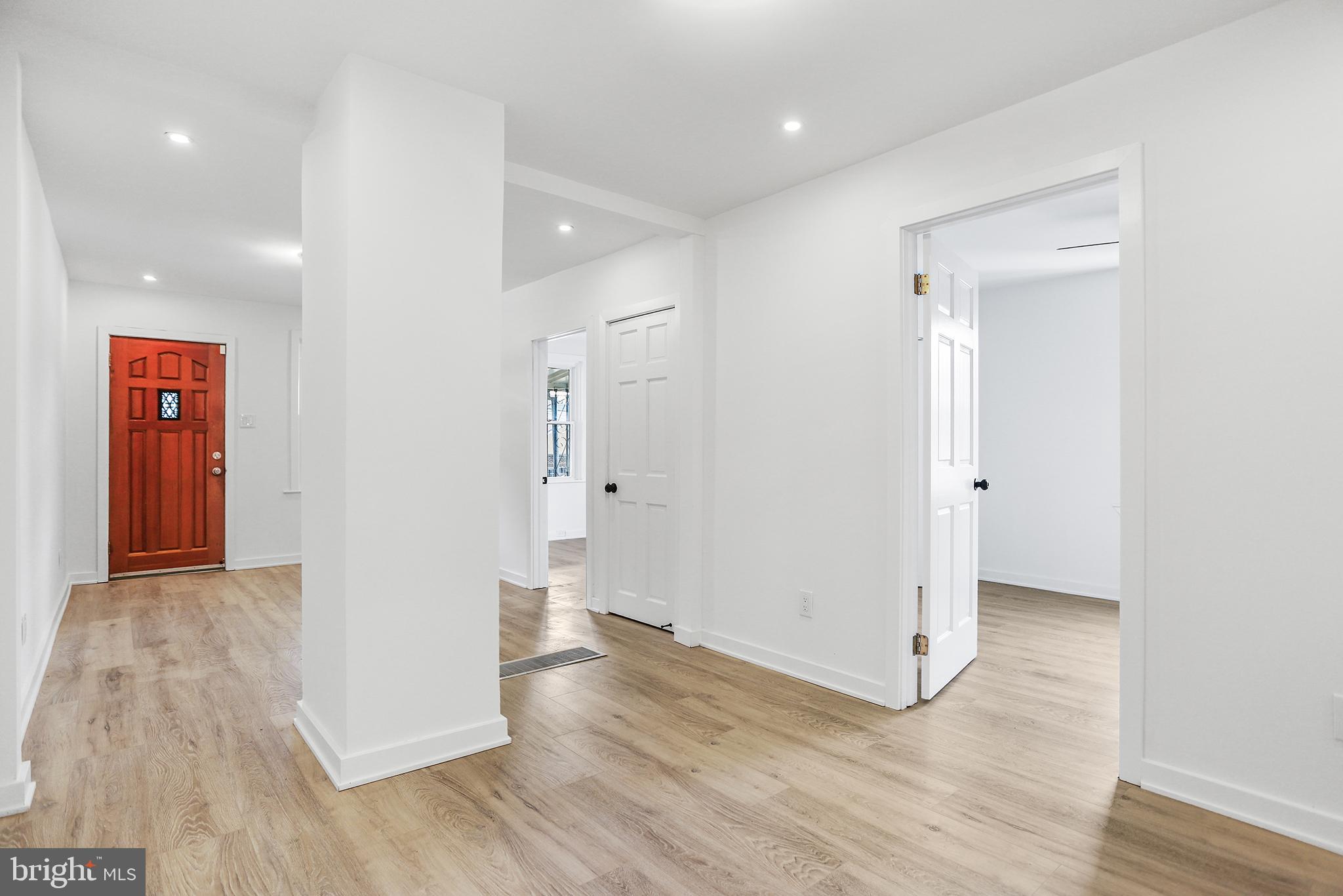 TWIN OAKS - Residential