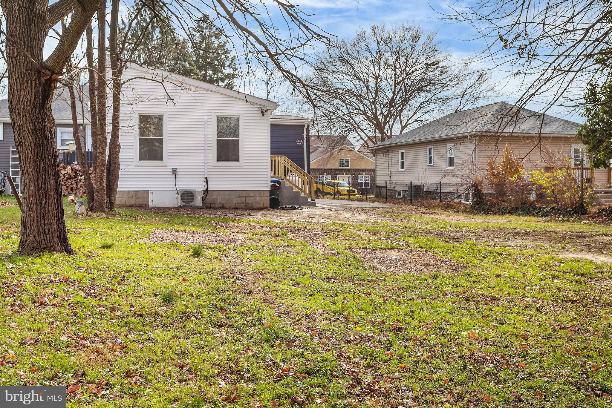 TWIN OAKS - Residential