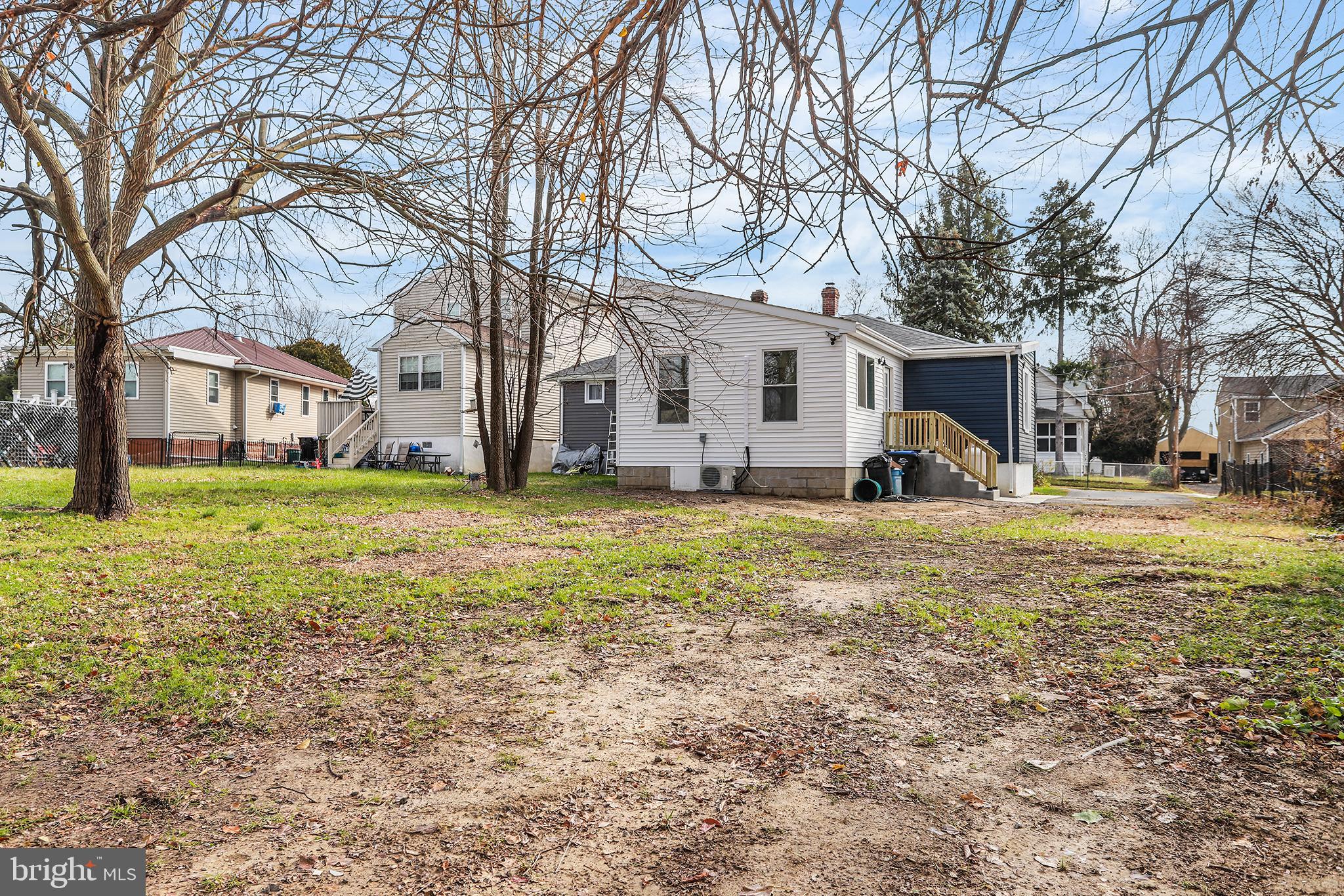 TWIN OAKS - Residential