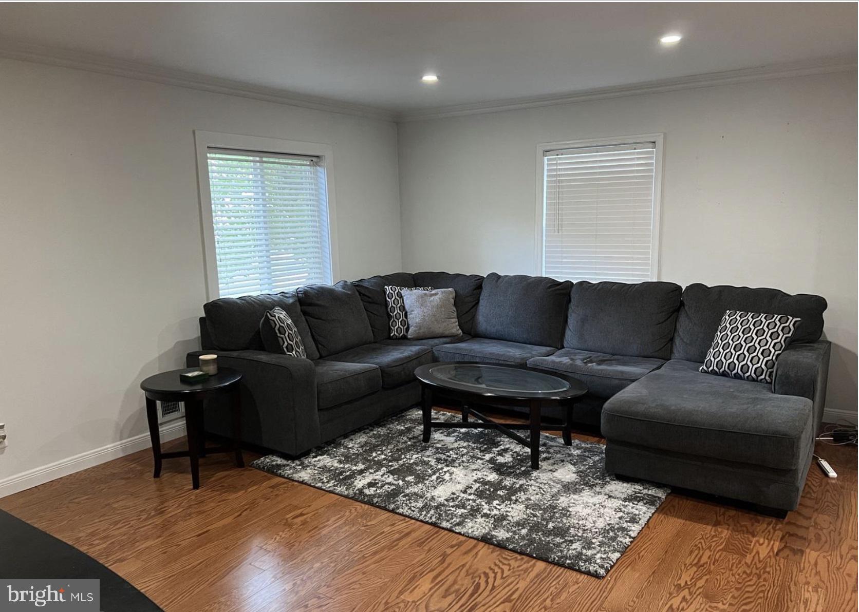 WOODLAWN - Residential