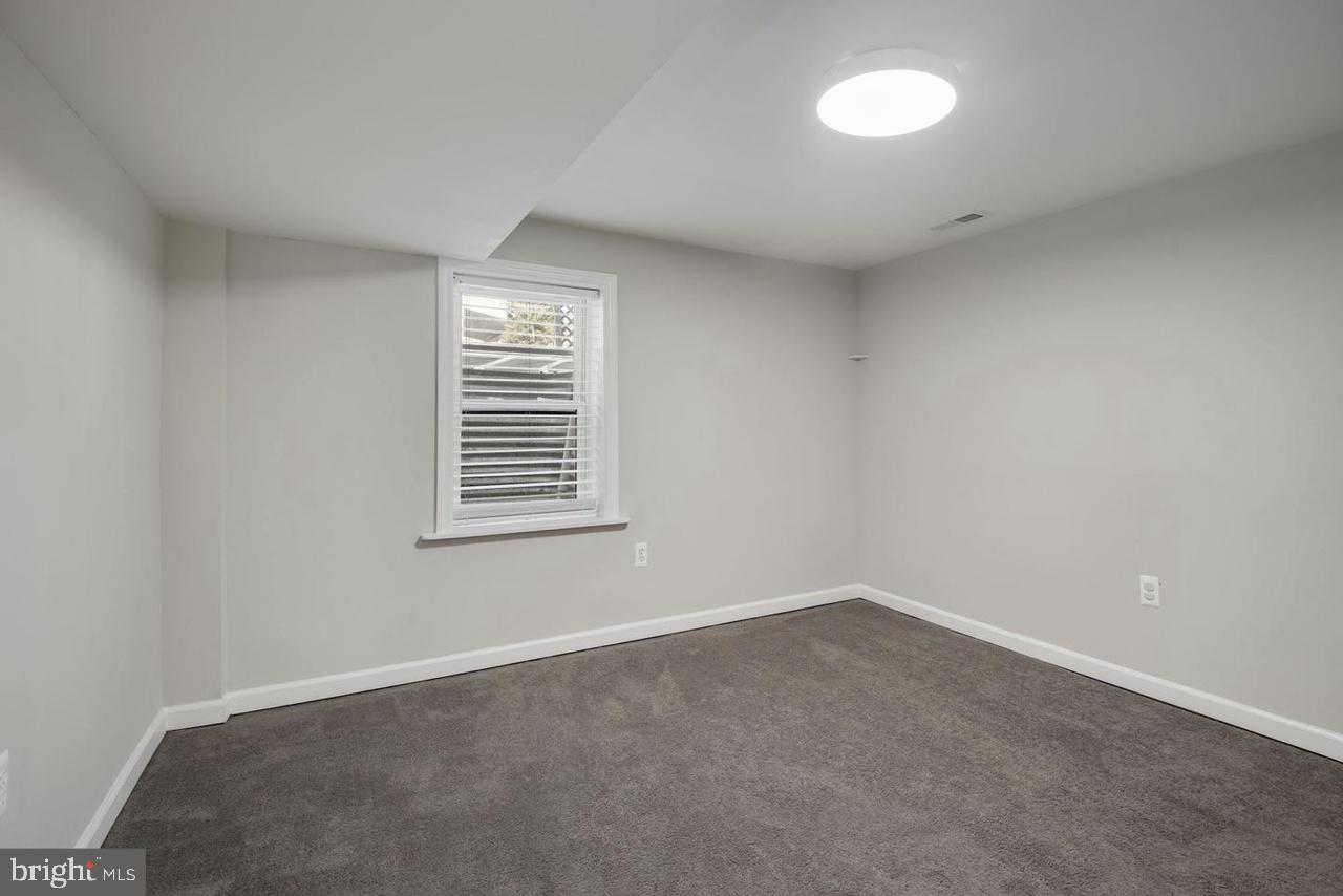 WOODLAWN - Residential