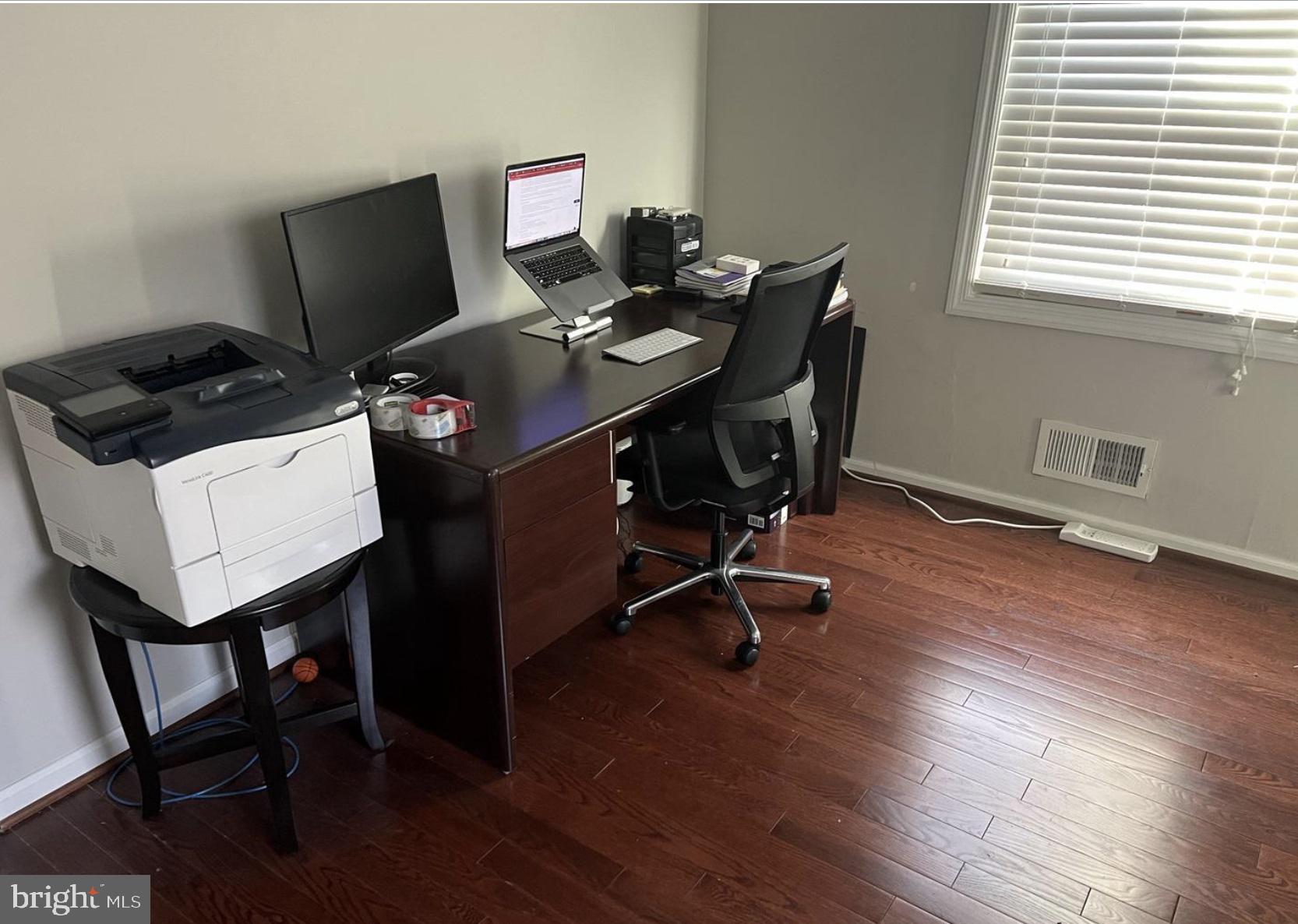 WOODLAWN - Residential