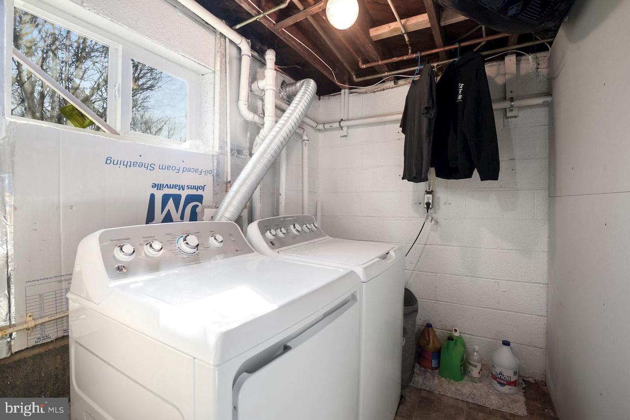 WOODLAWN - Residential