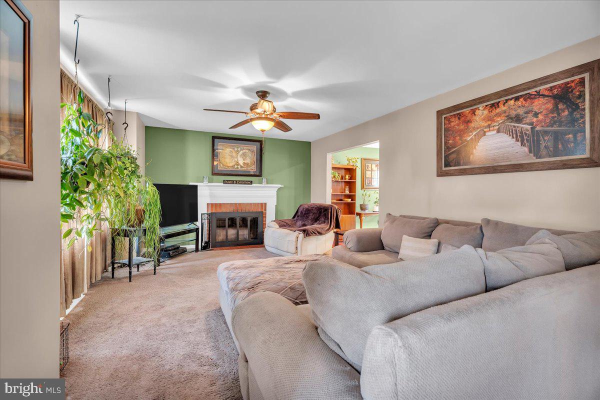 106 VILLINGER AVENUE