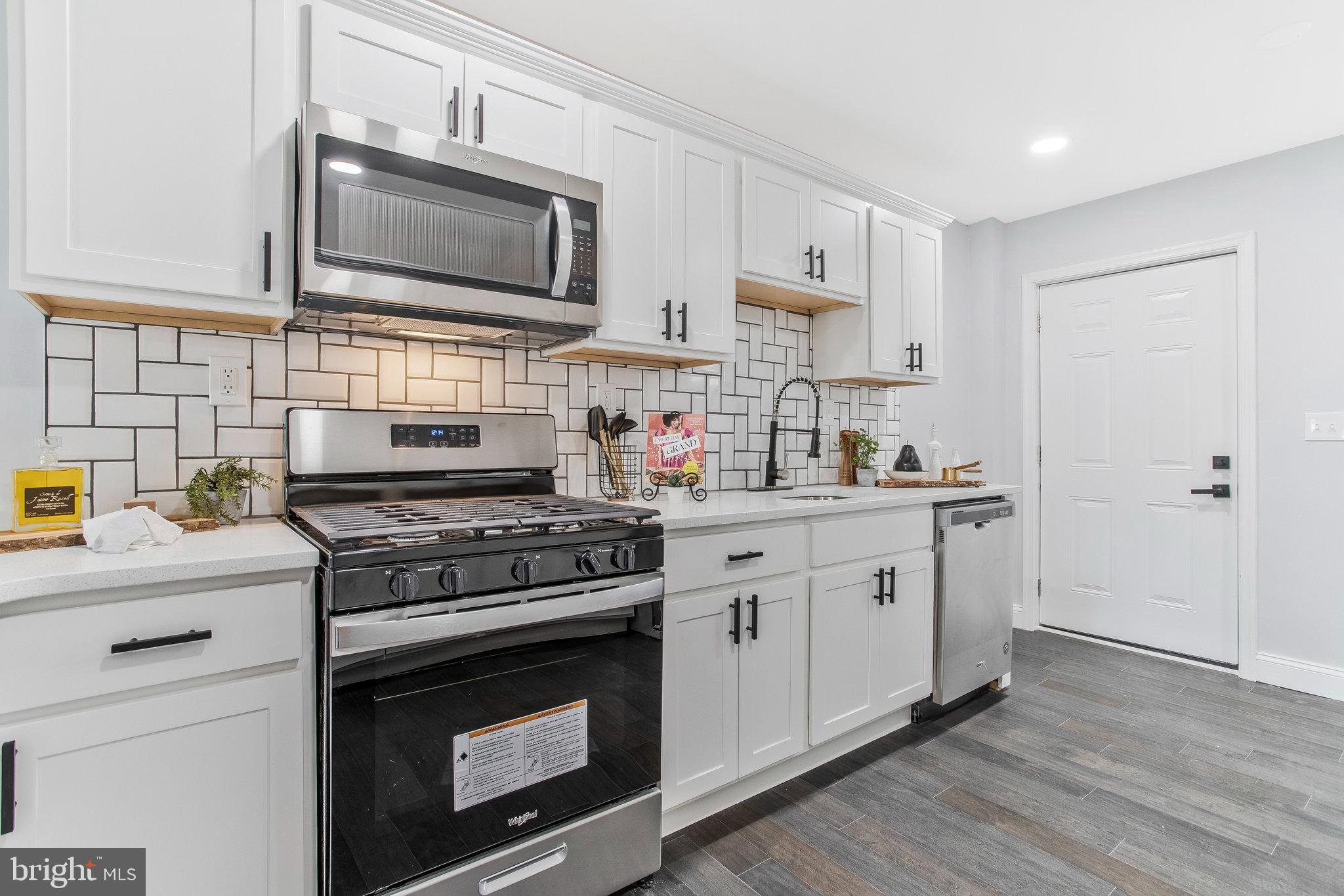 EASTERWOOD - Residential