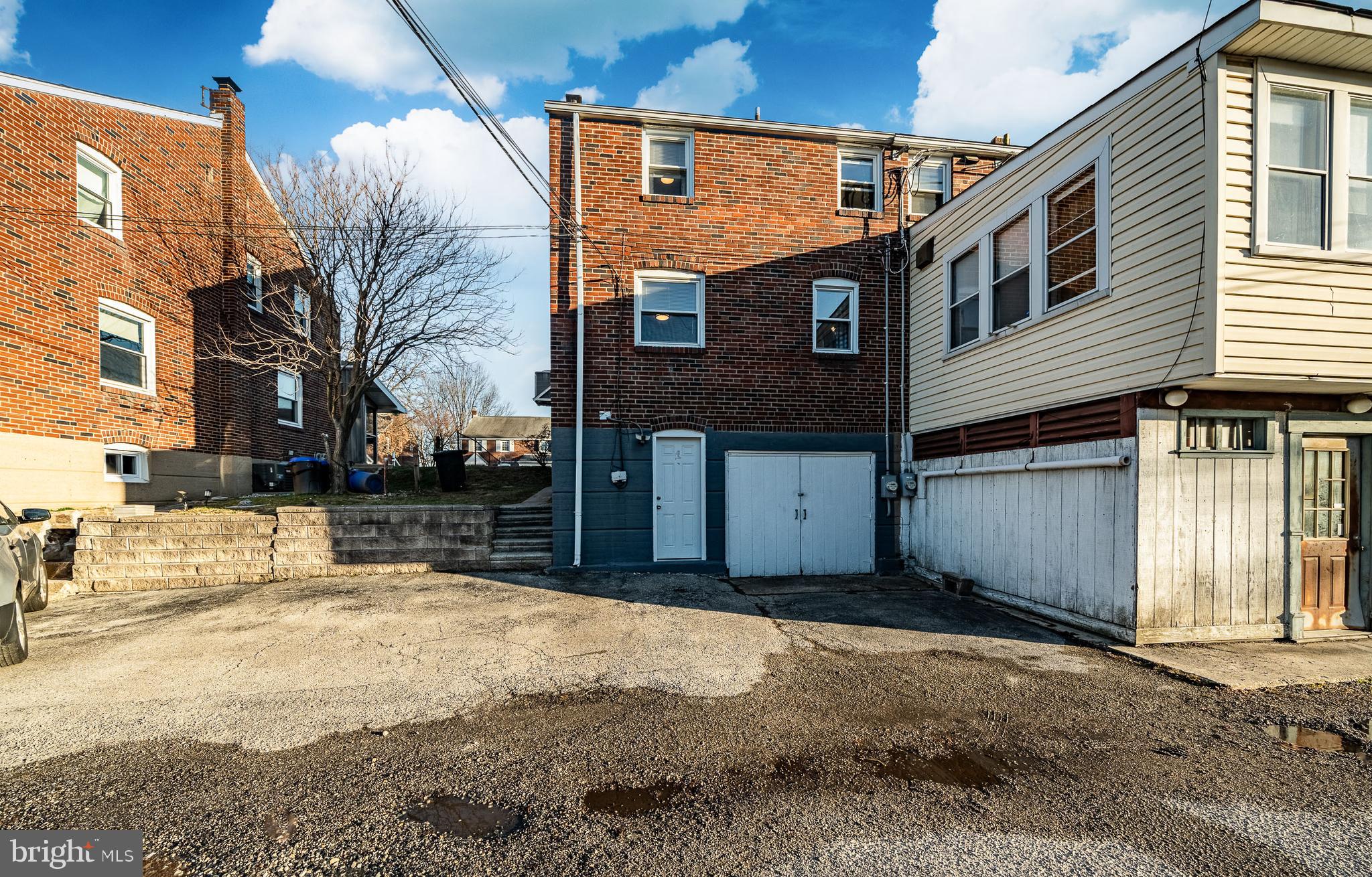 LEEDOM ESTS - Residential