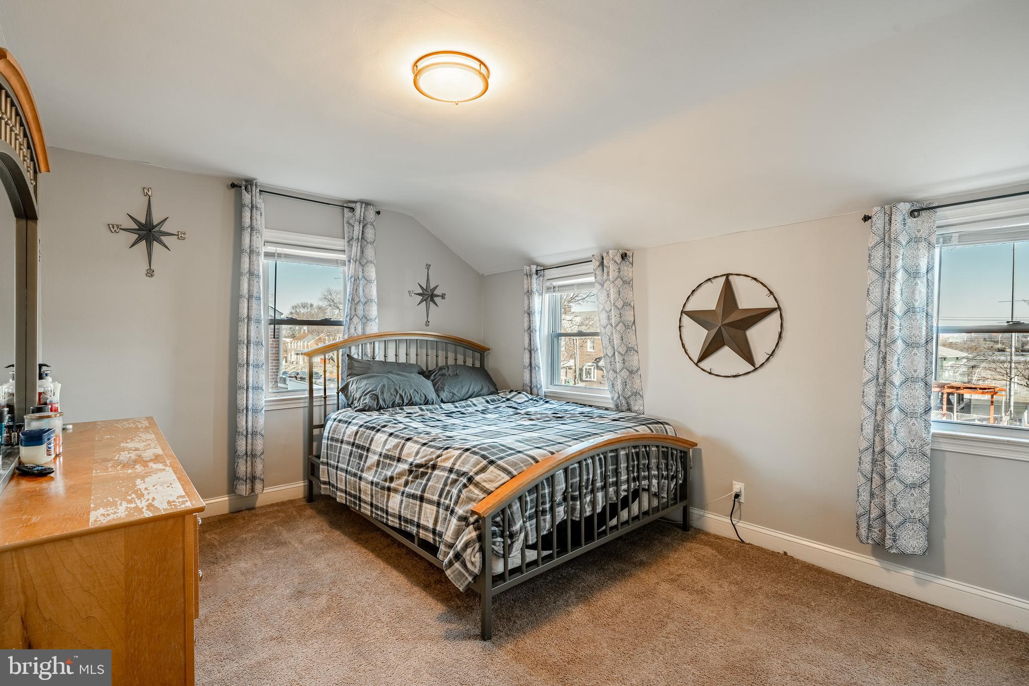 LEEDOM ESTS - Residential