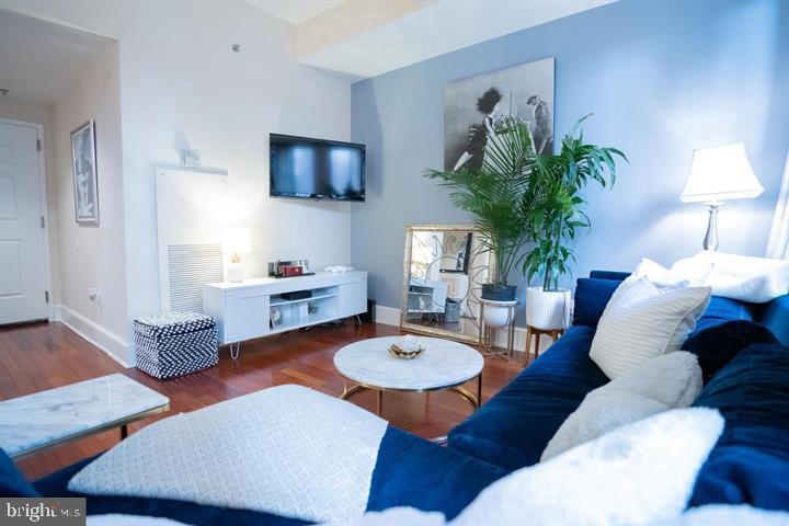 AVENUE OF THE ARTS - Residential