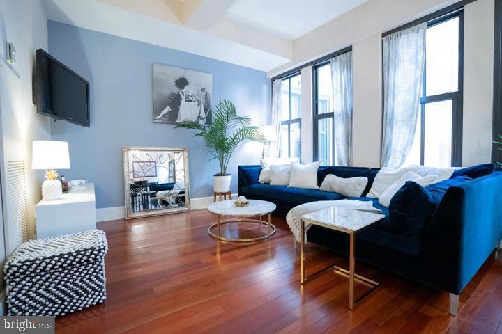 AVENUE OF THE ARTS - Residential