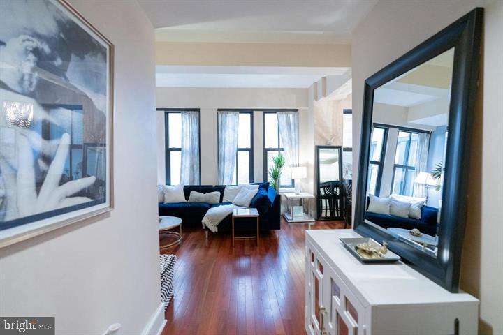 AVENUE OF THE ARTS - Residential
