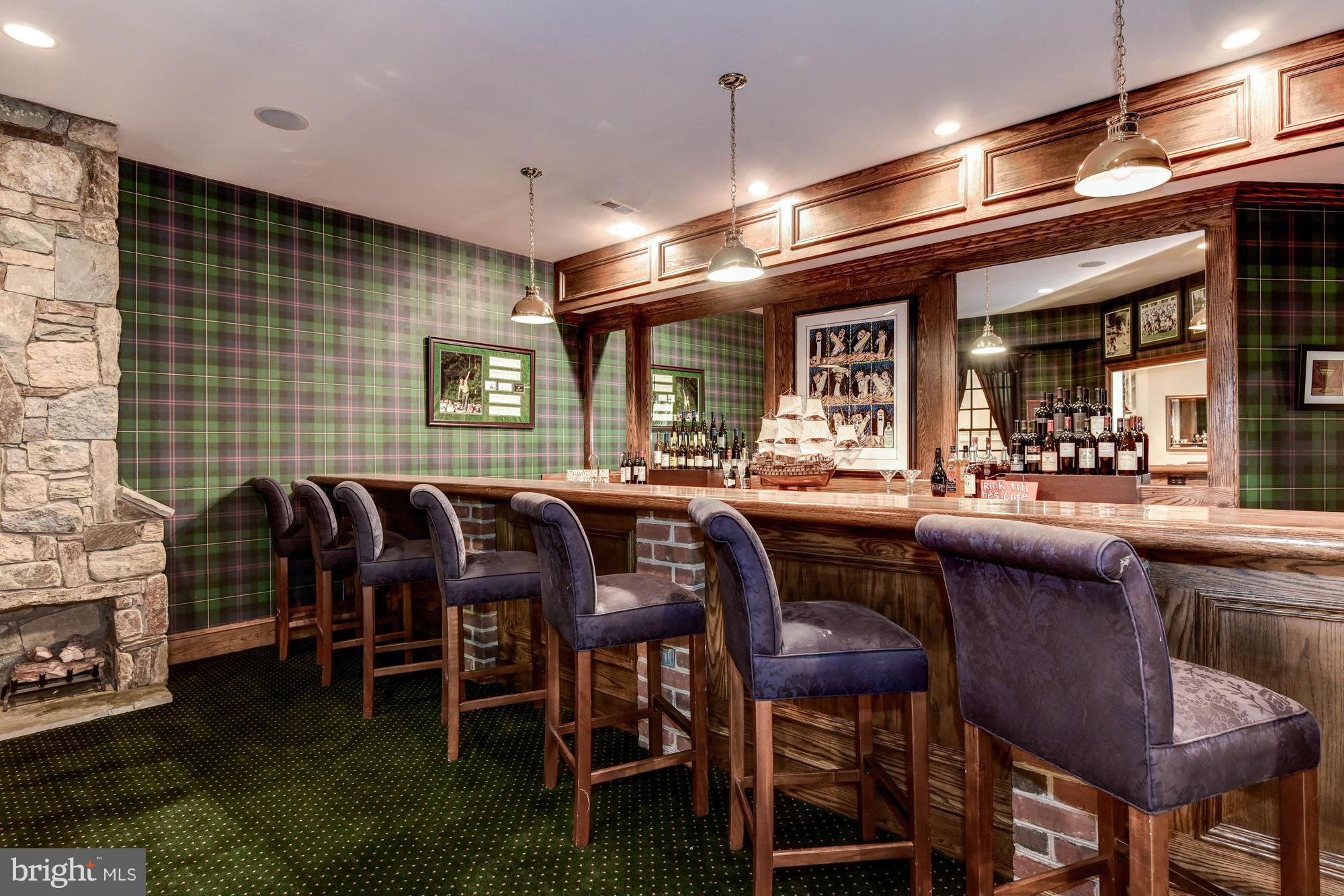 SADDLE RIDGE - Residential