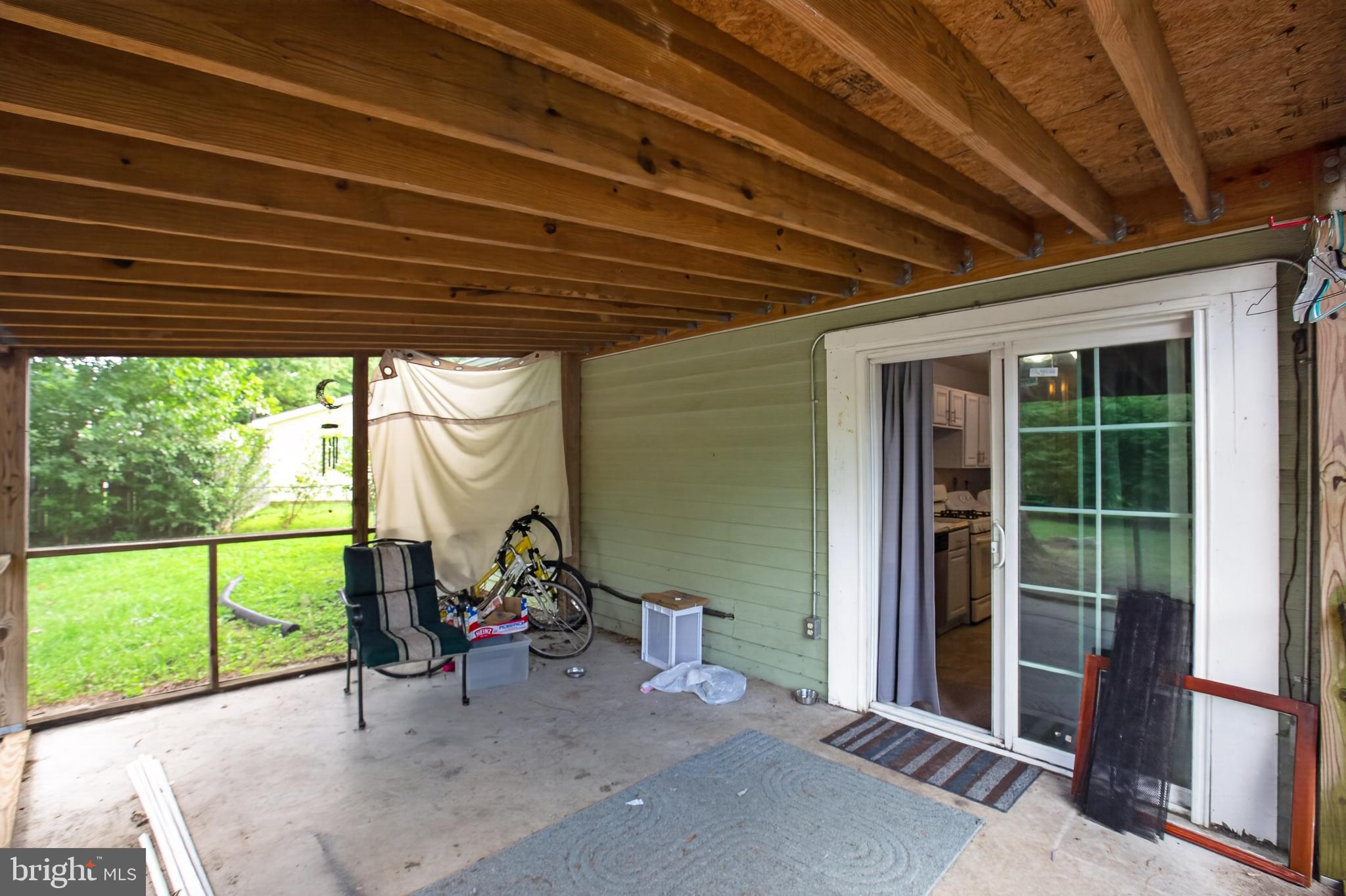 306 TOMPKINS LANE