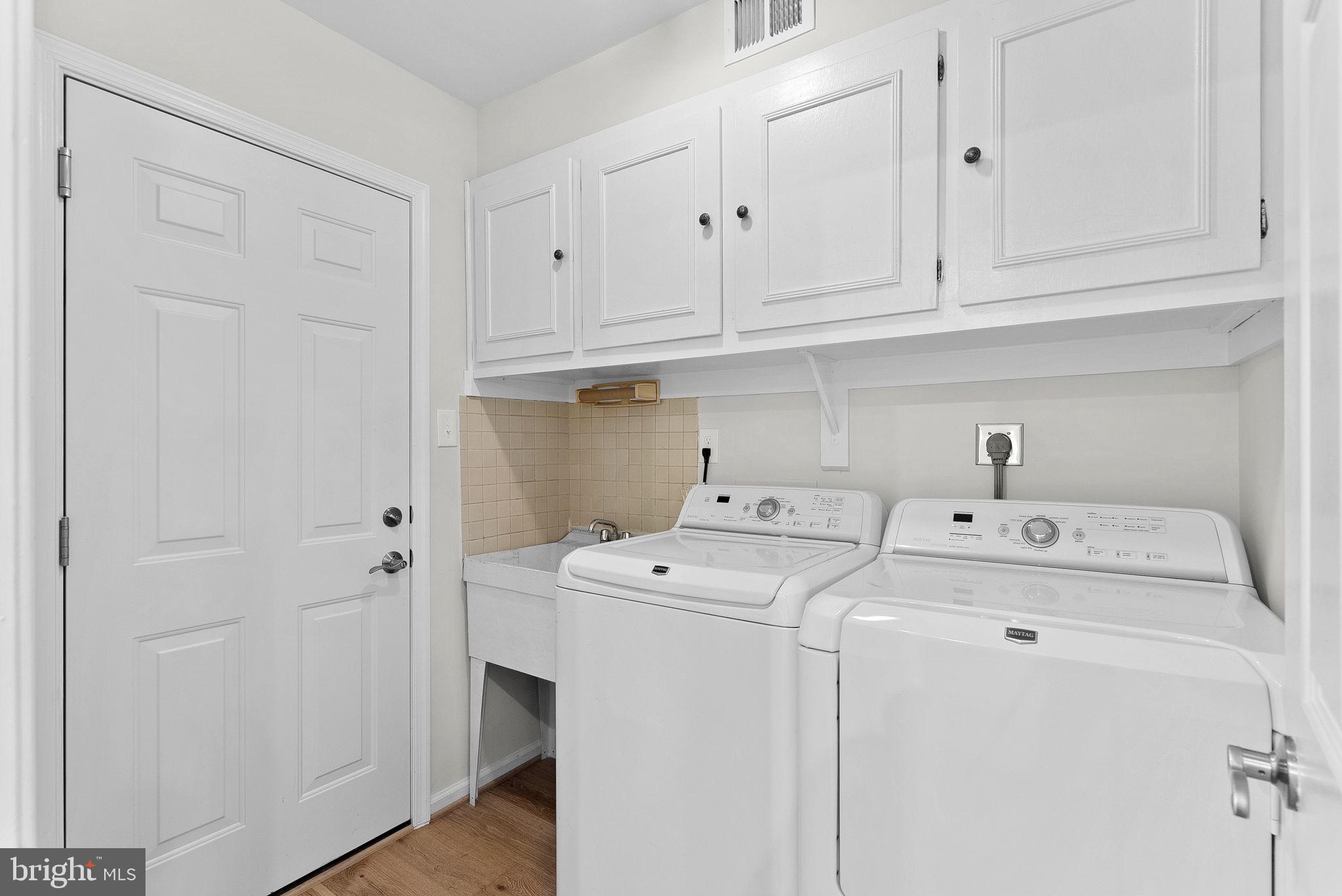 SHAKER WOODS - Residential