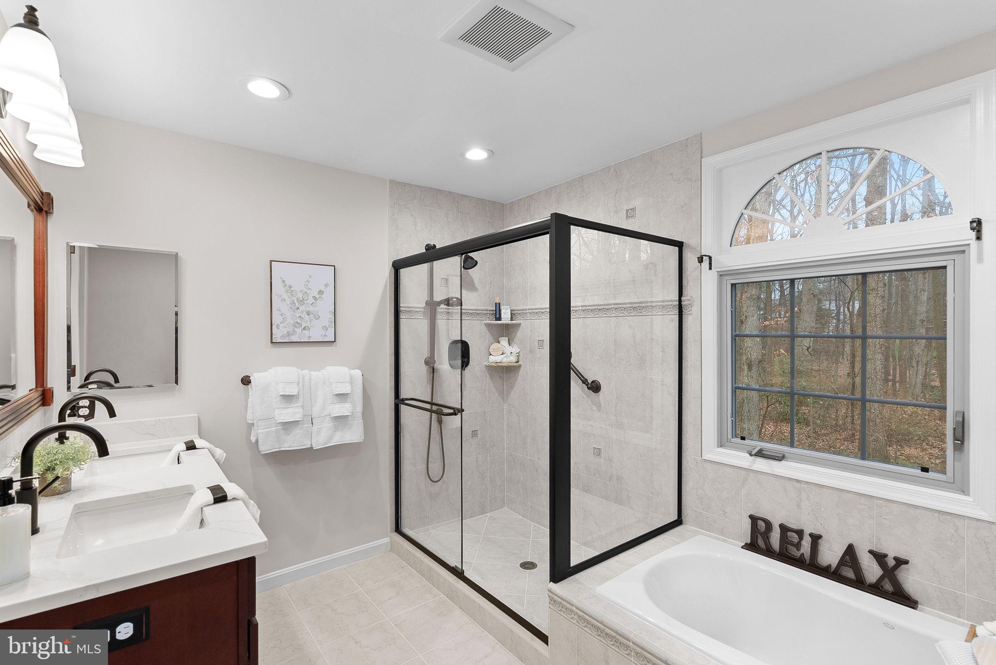 SHAKER WOODS - Residential