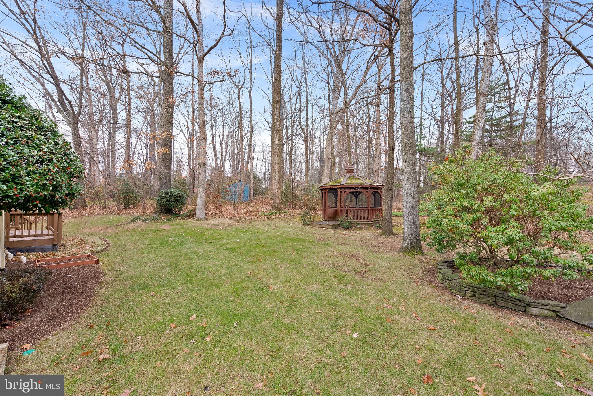 SHAKER WOODS - Residential