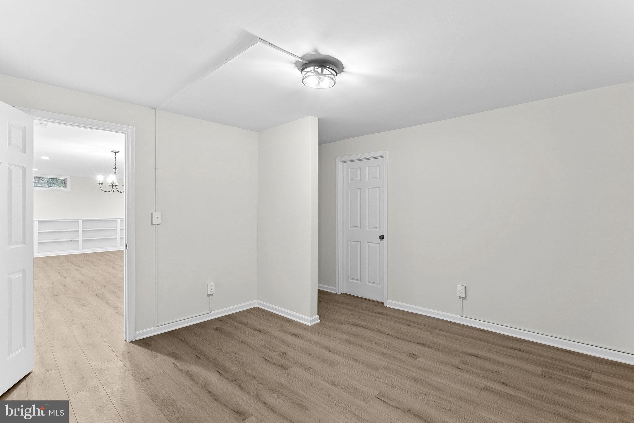 SHAKER WOODS - Residential