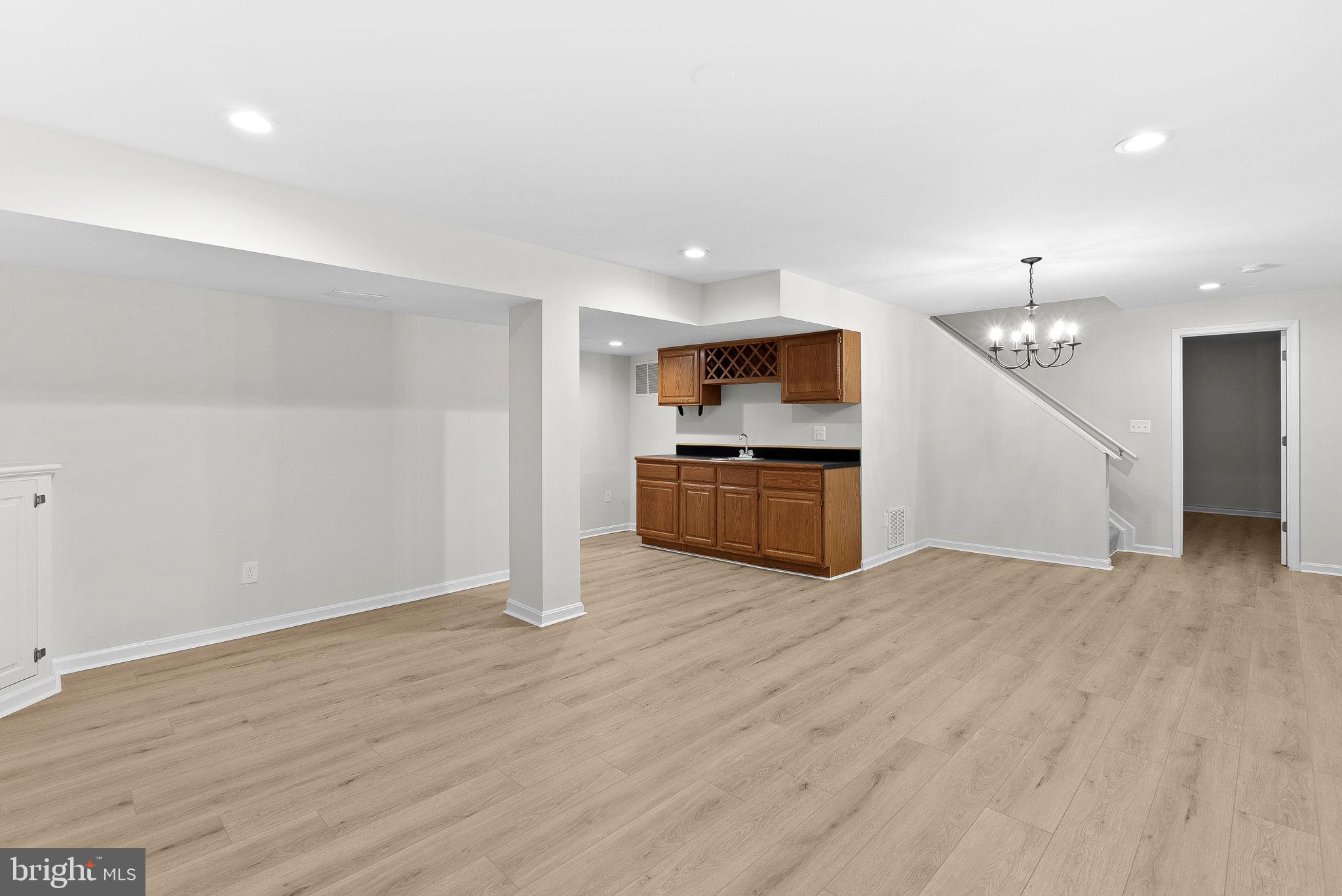 SHAKER WOODS - Residential