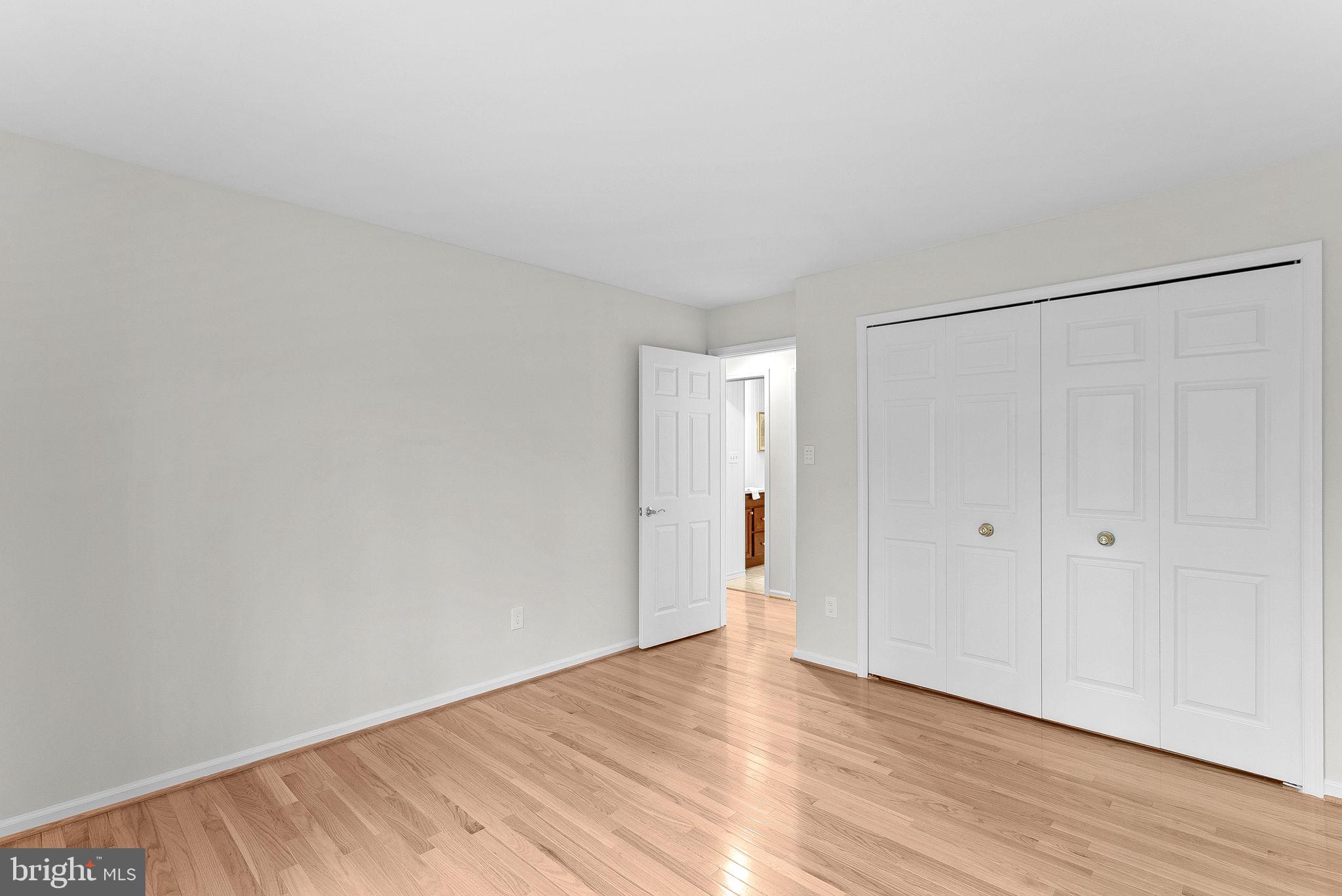 SHAKER WOODS - Residential