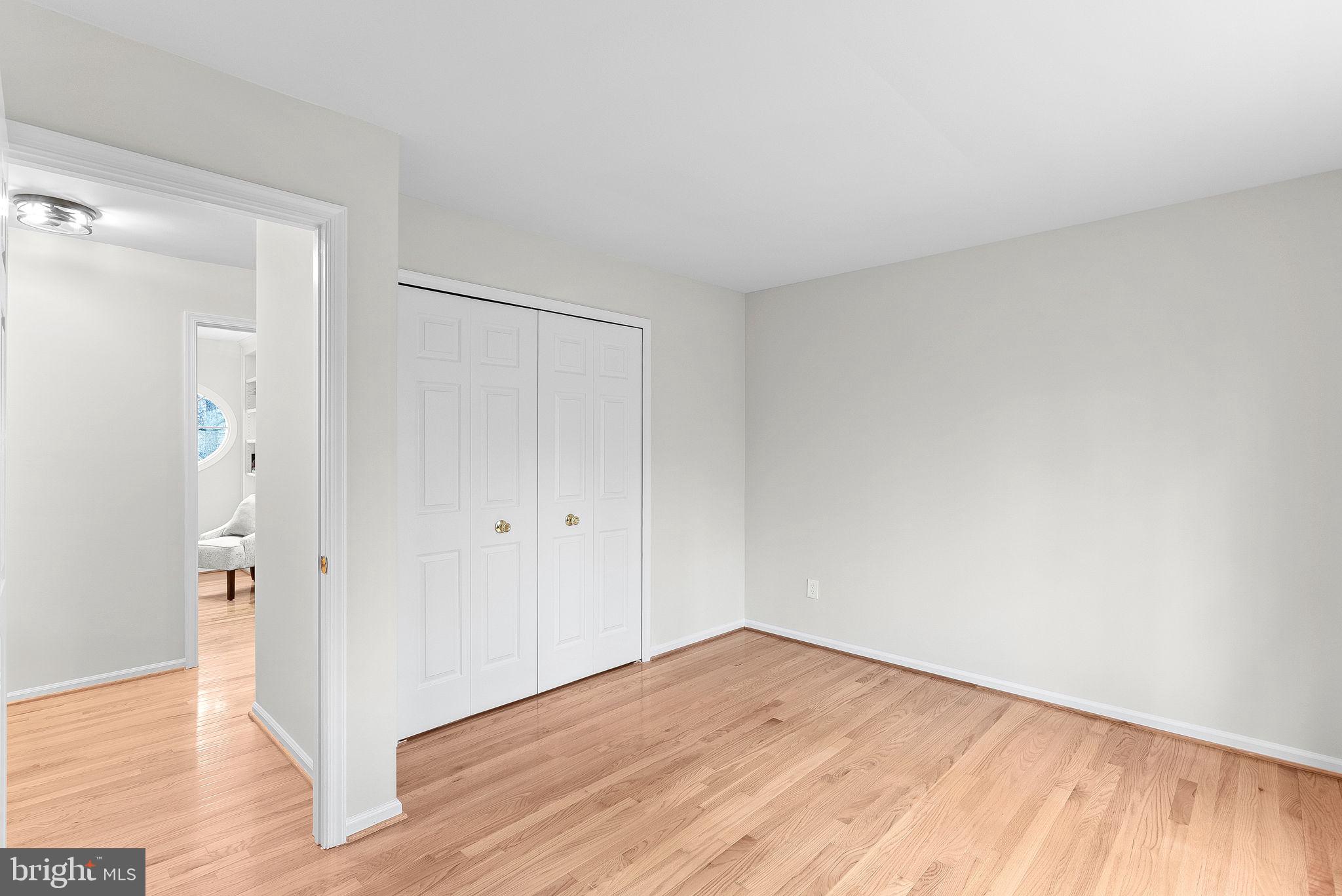 SHAKER WOODS - Residential