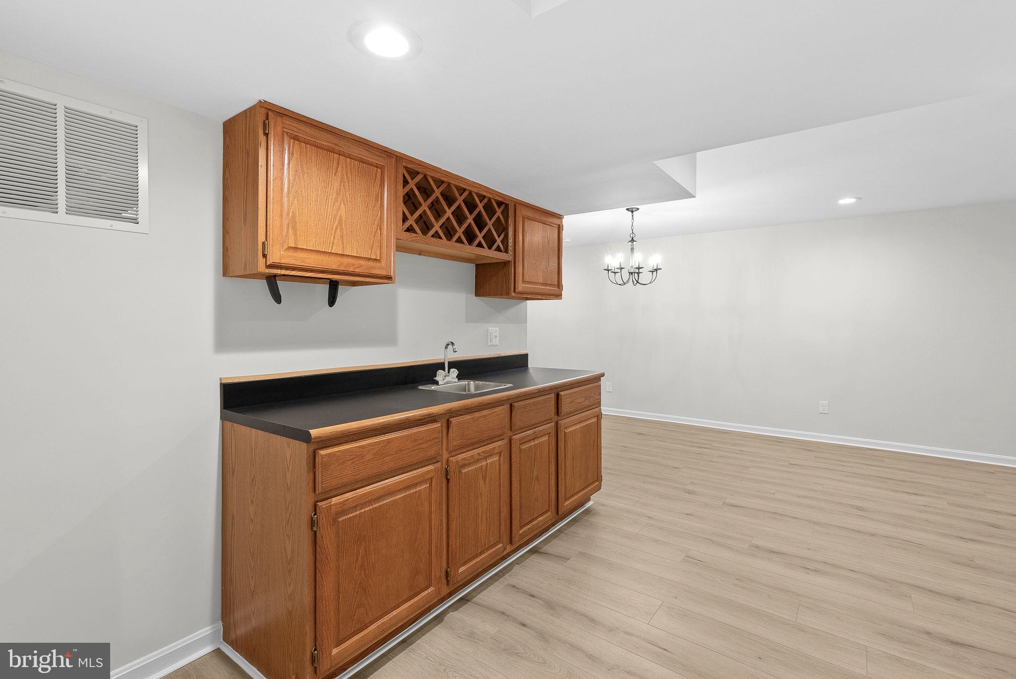 SHAKER WOODS - Residential