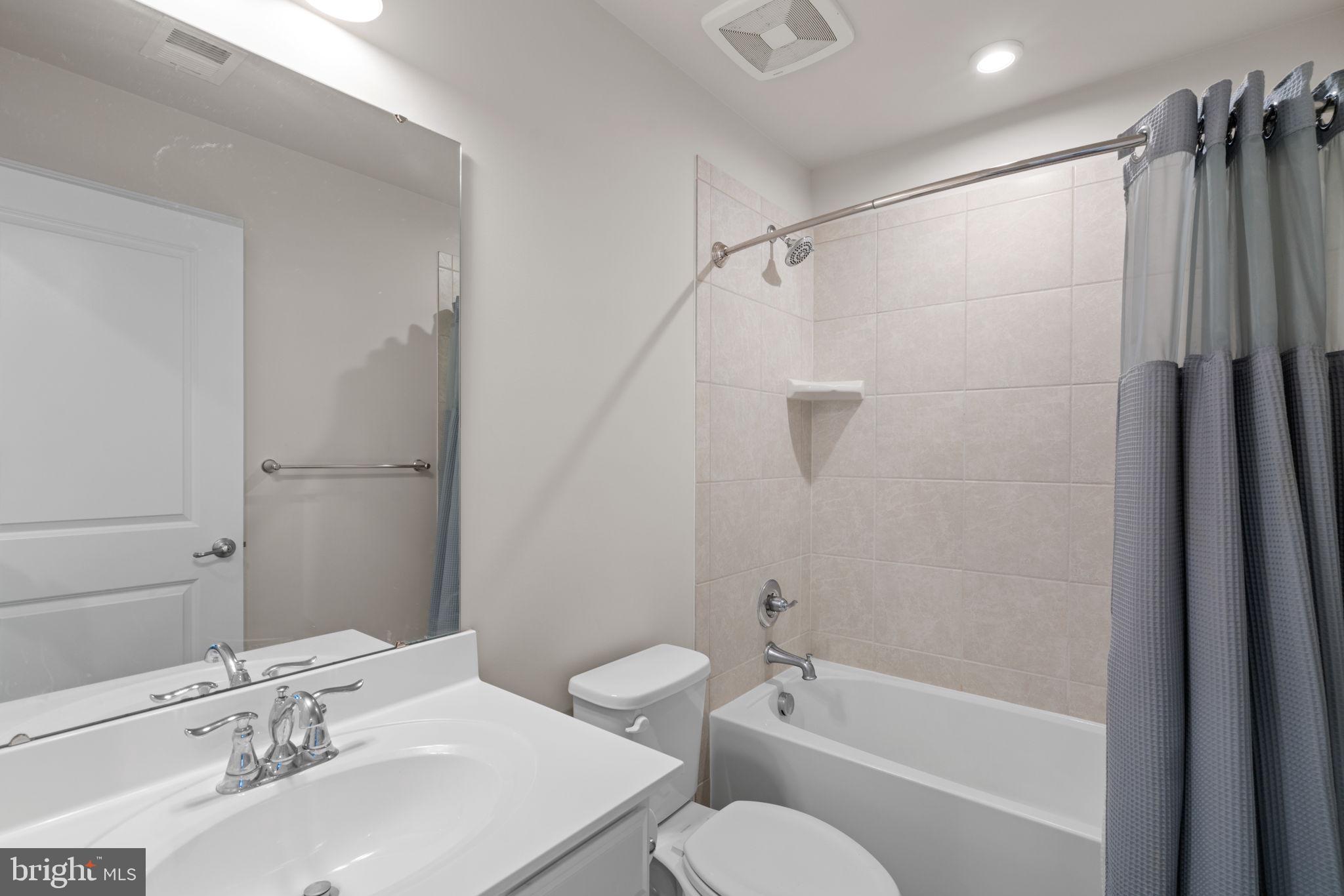 WILDERNESS SHORES - Residential