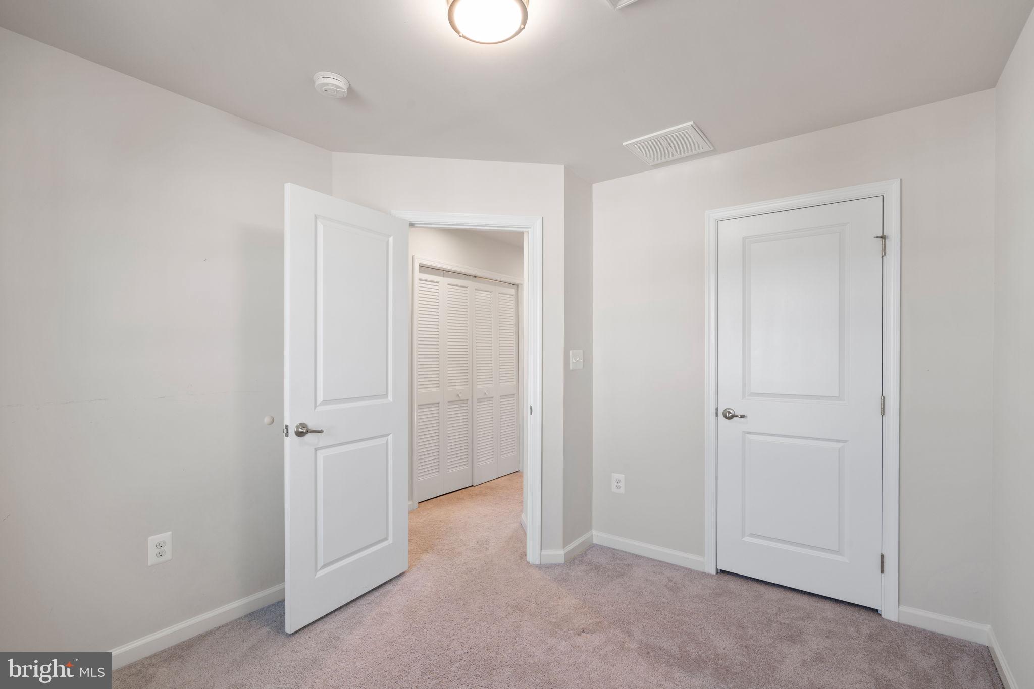 WILDERNESS SHORES - Residential