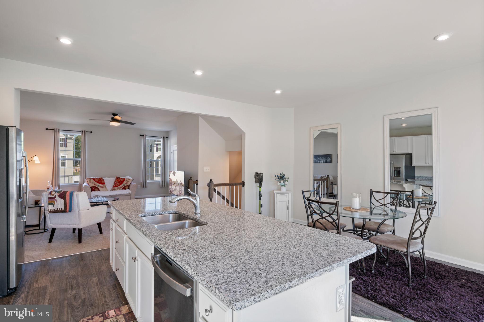 WILDERNESS SHORES - Residential