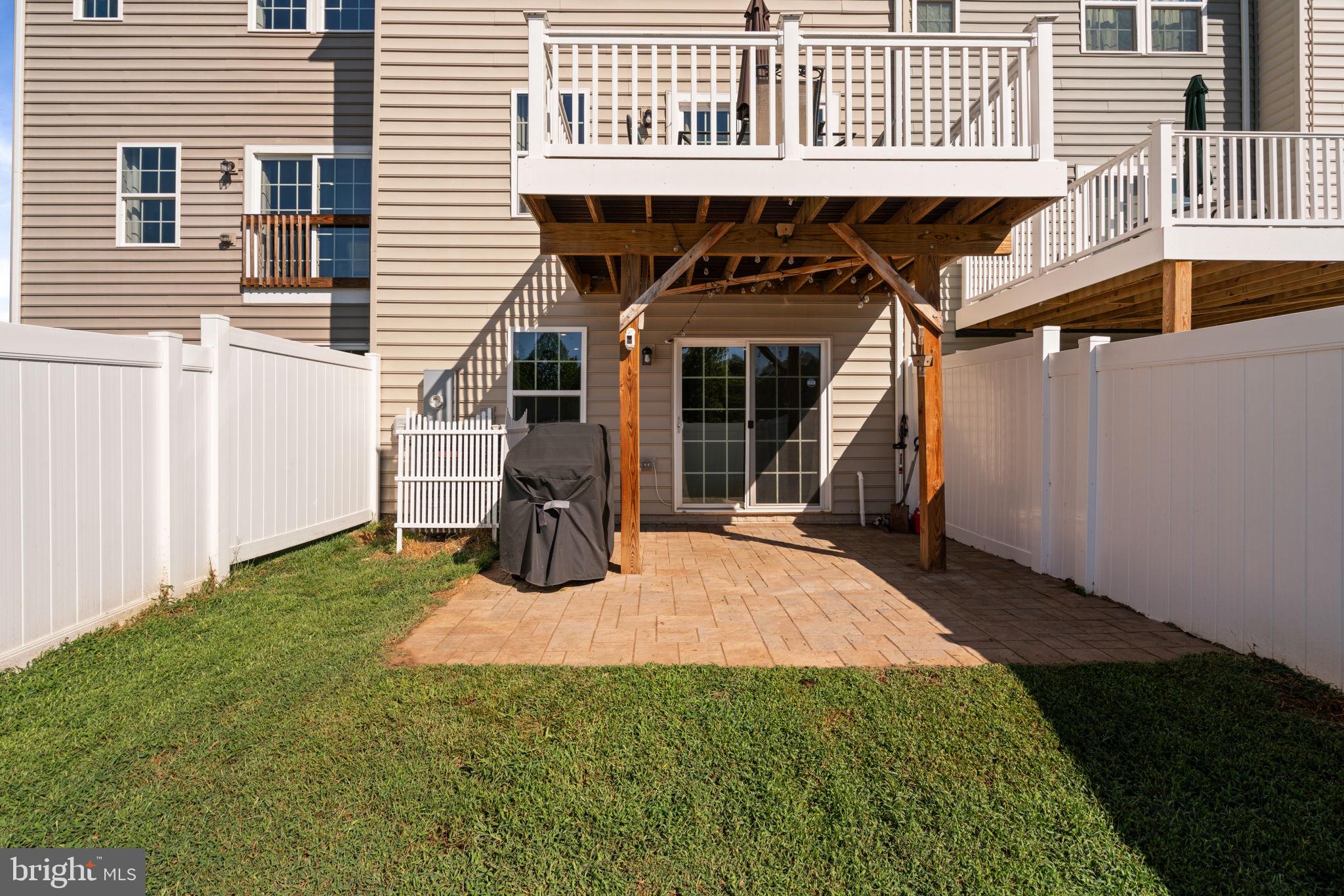 WILDERNESS SHORES - Residential