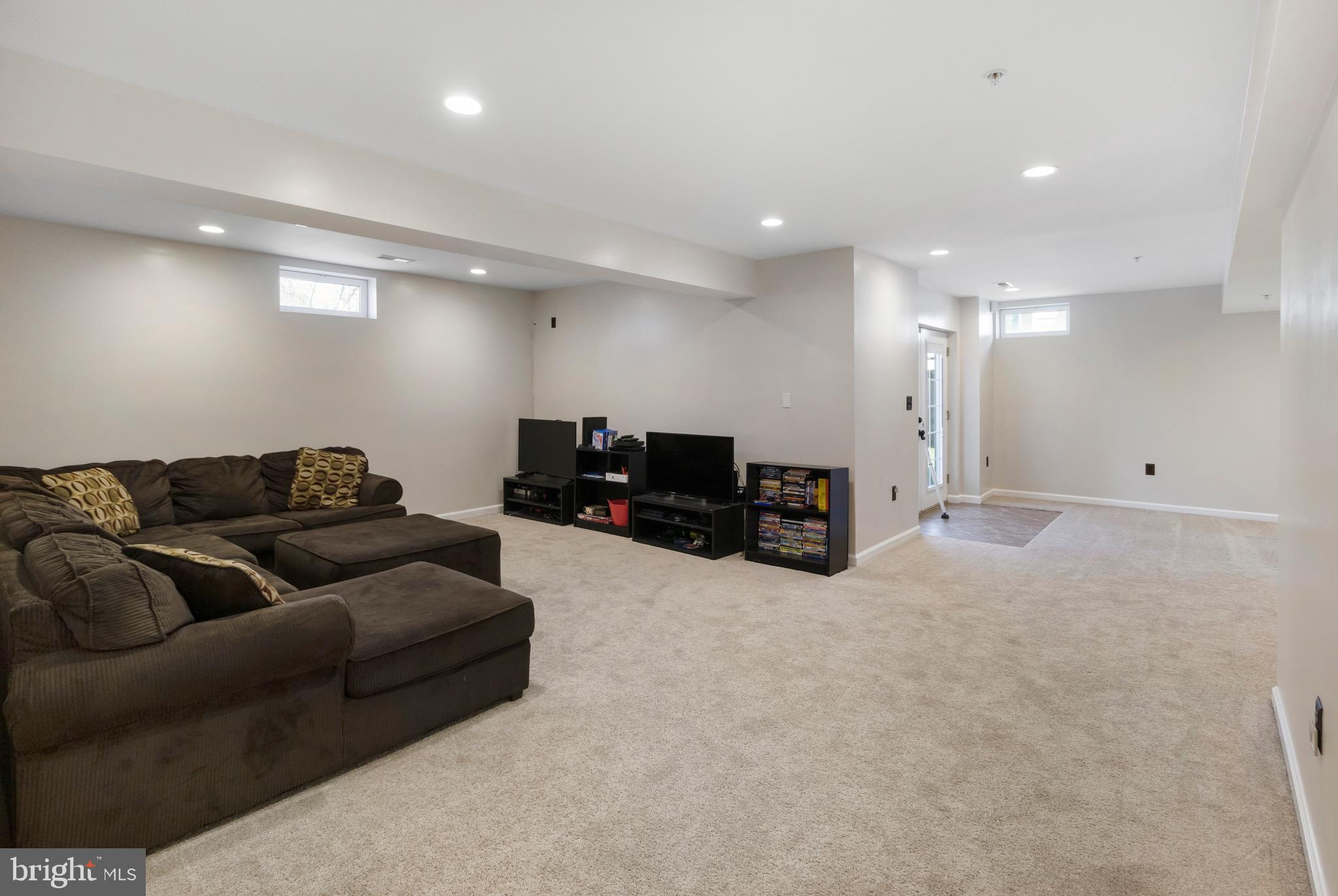 OAKLANDS - Residential