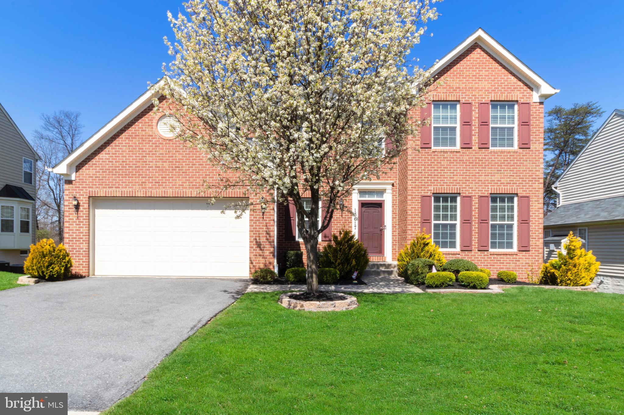 OAKLANDS - Residential