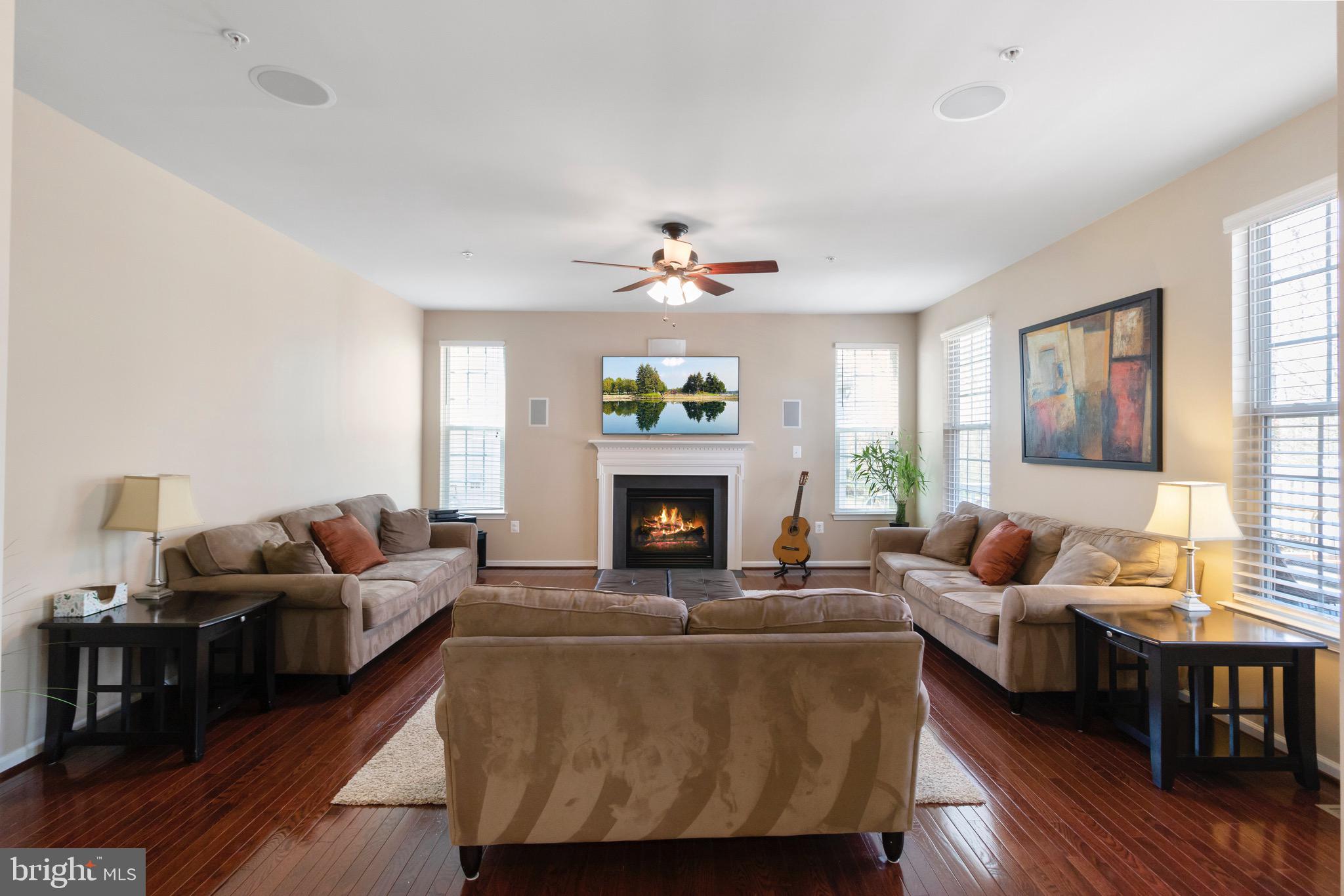 OAKLANDS - Residential