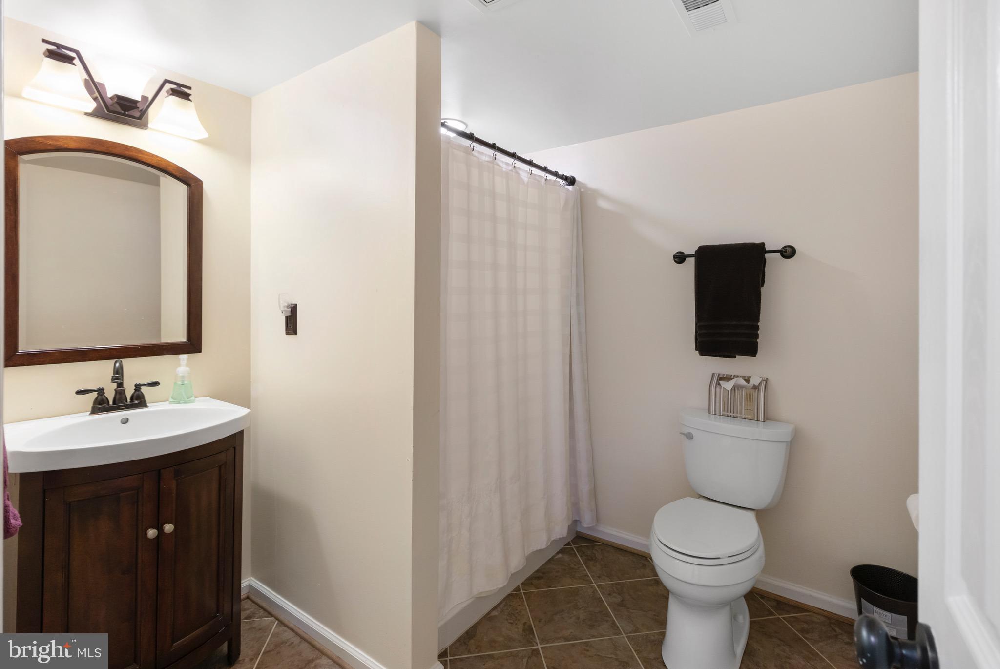 OAKLANDS - Residential