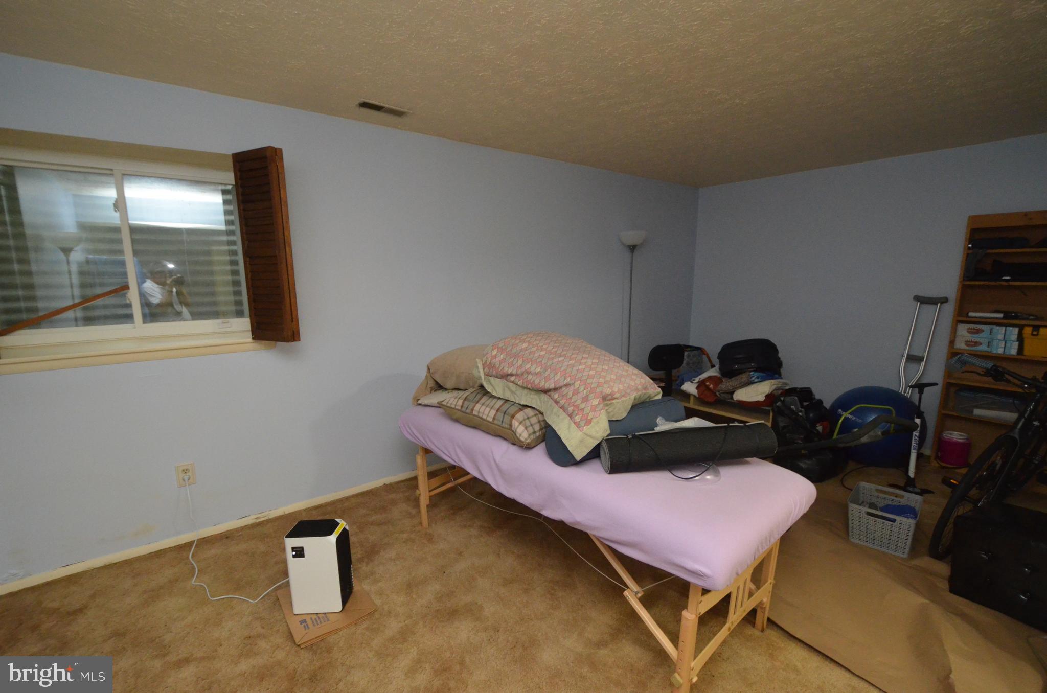 HARMANS WOODS - Residential