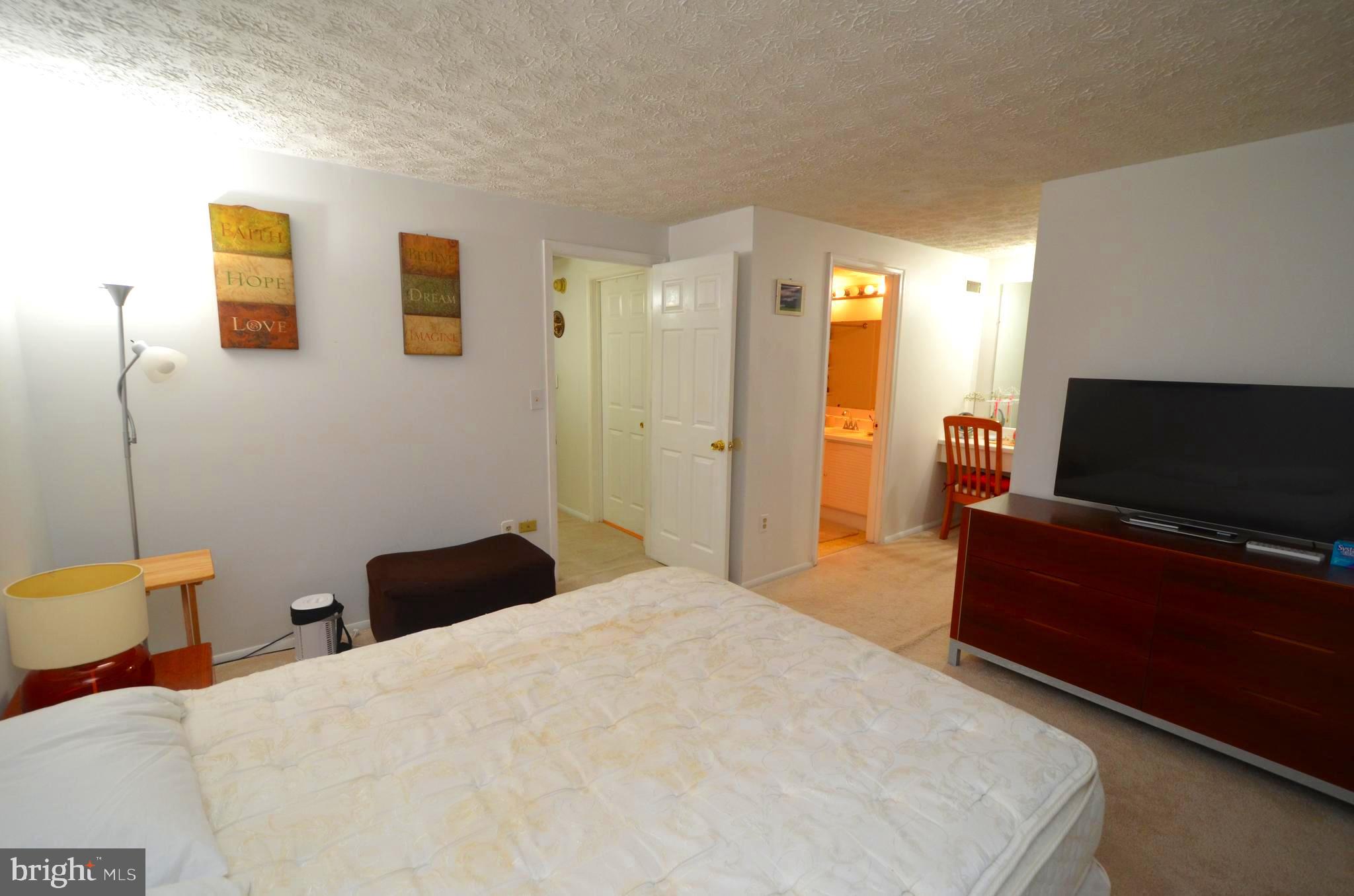 HARMANS WOODS - Residential