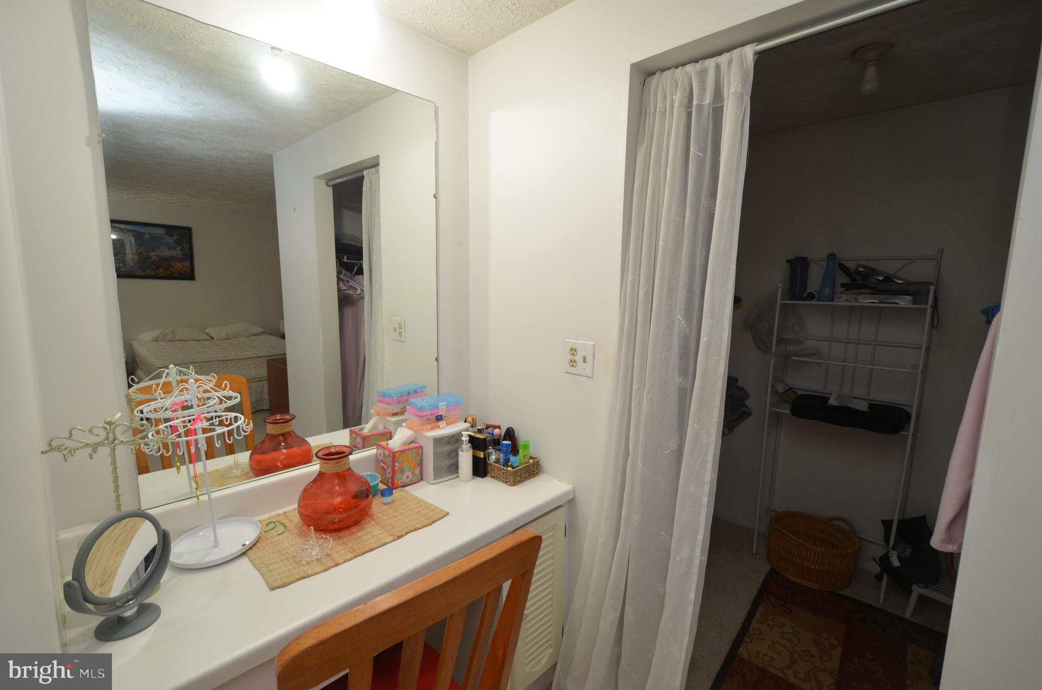 HARMANS WOODS - Residential