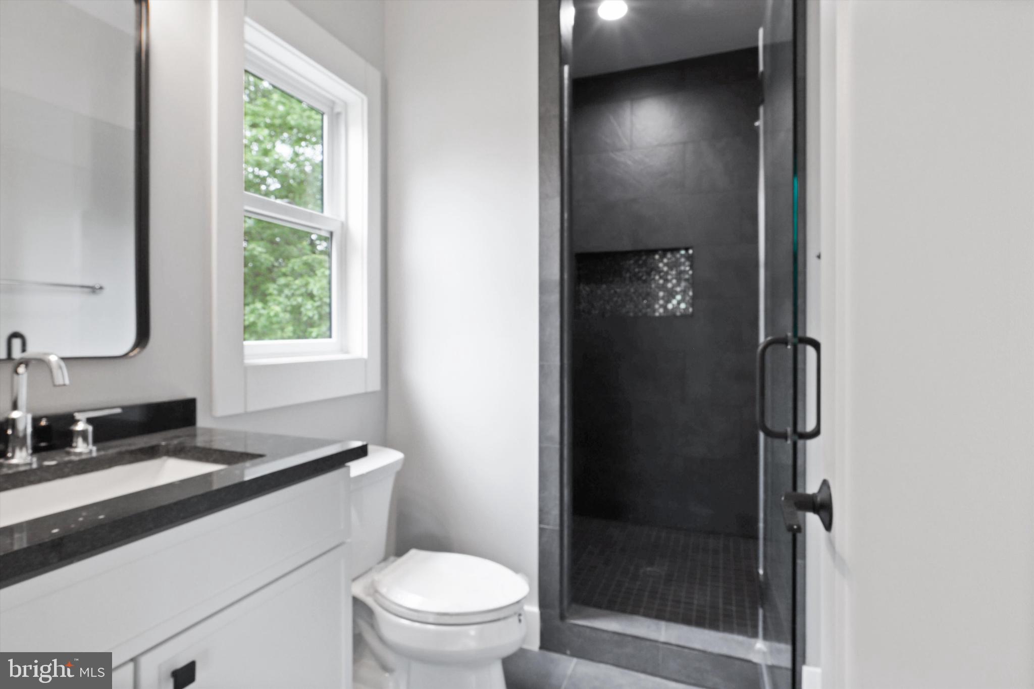 VIENNA WOODS - Residential