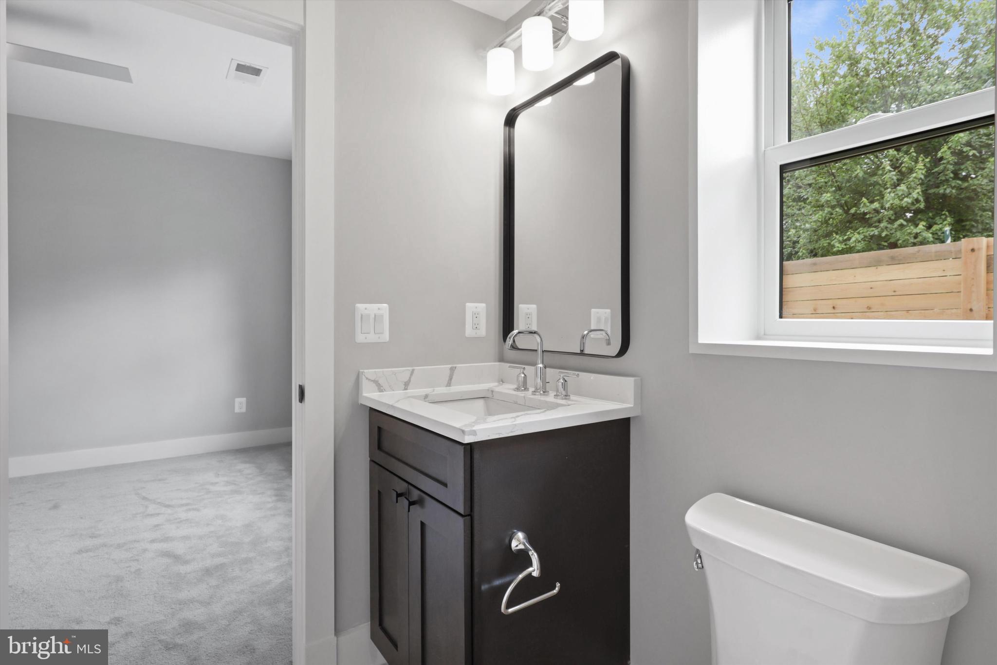 VIENNA WOODS - Residential