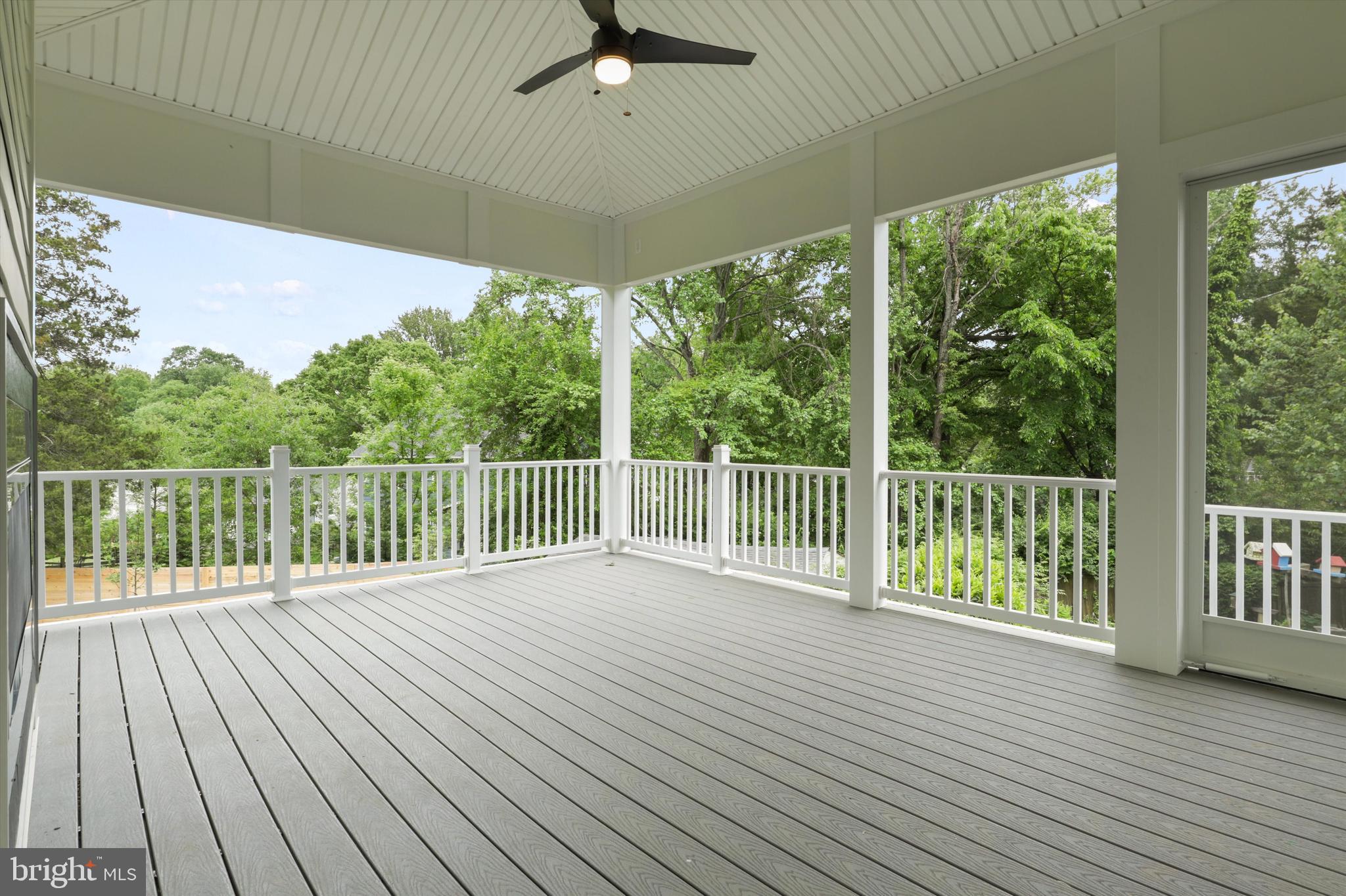 VIENNA WOODS - Residential