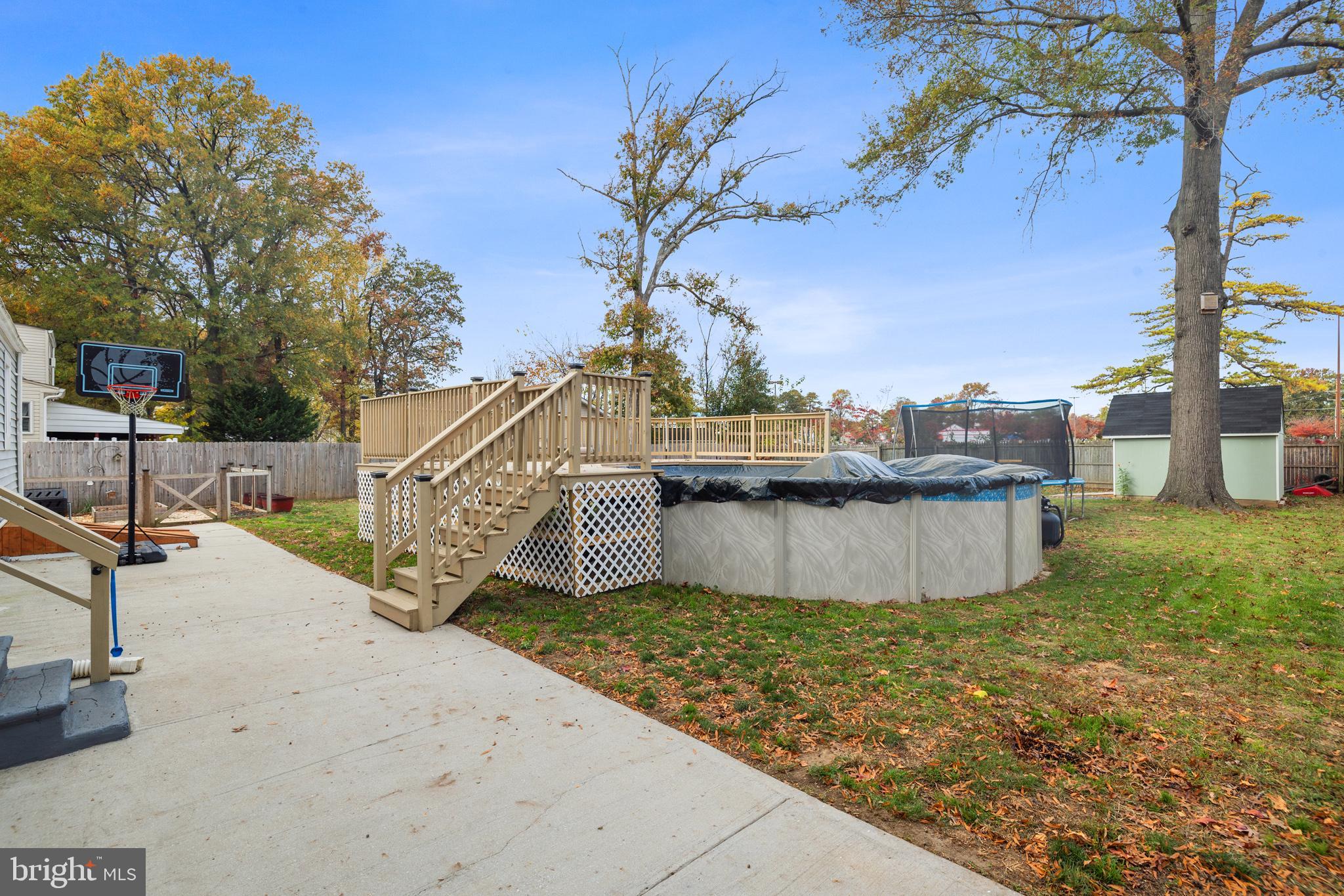 OAKRIDGE - Residential