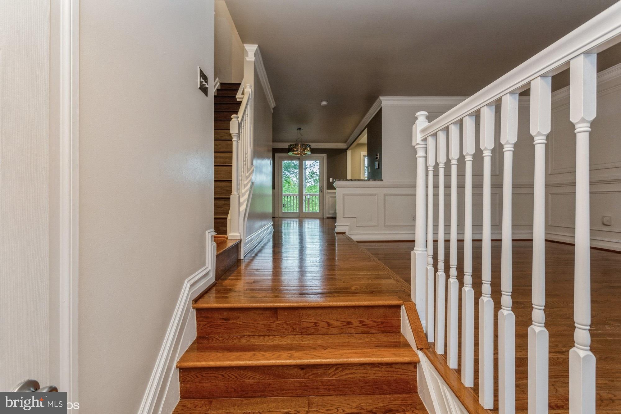 7092 SOLOMON SEAL COURT