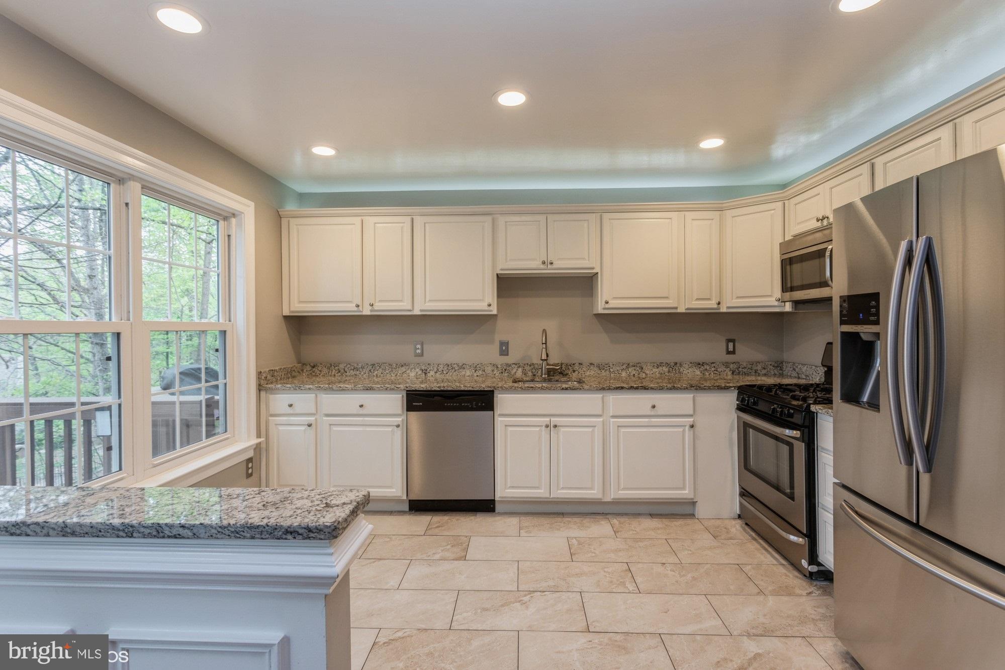 HUNTER VILLAGE - Residential