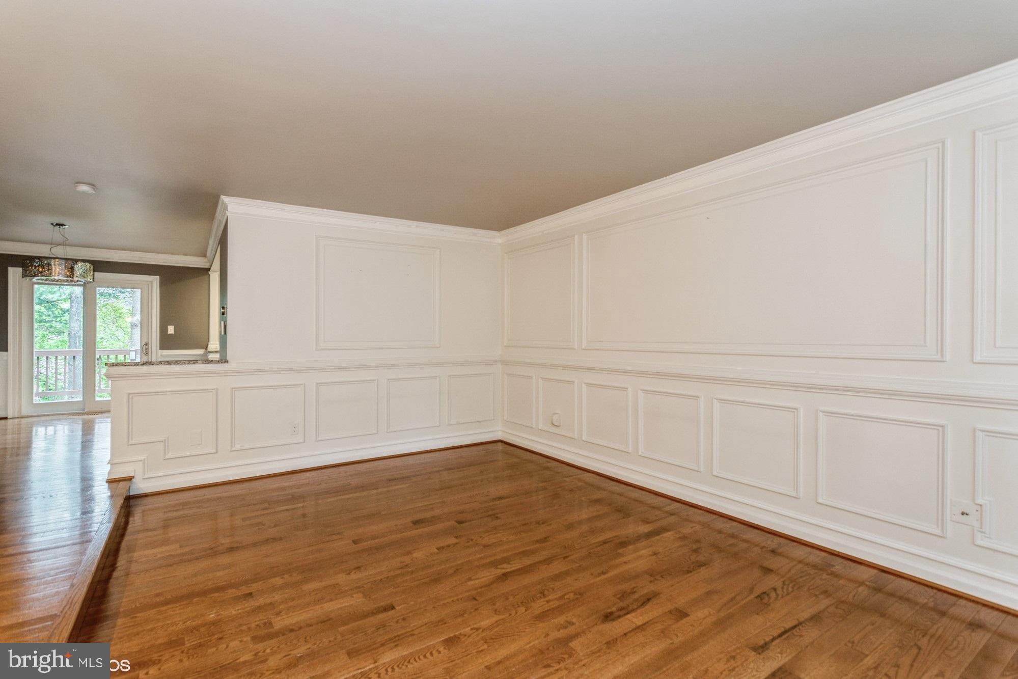 HUNTER VILLAGE - Residential