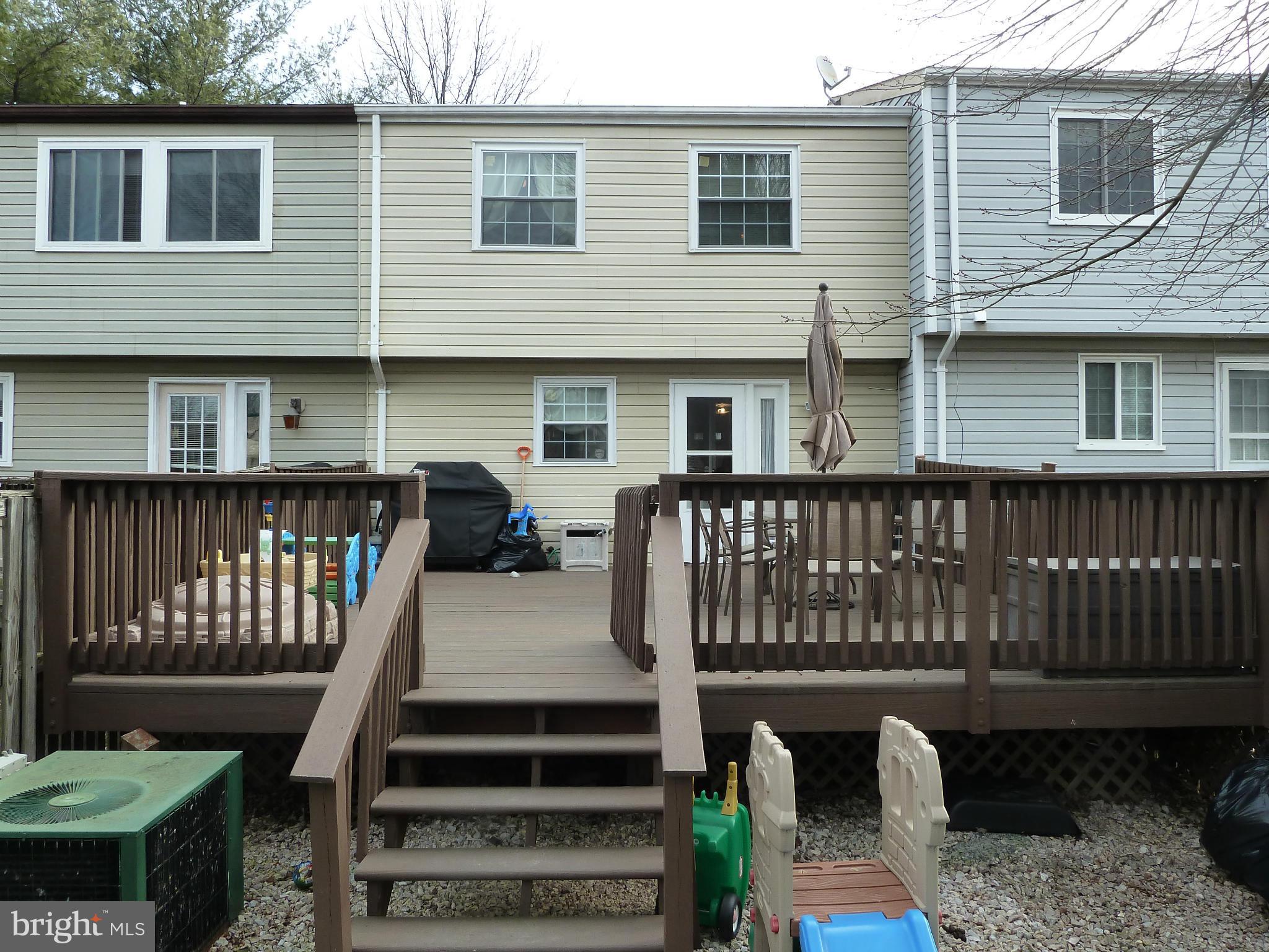 SETTLERS LANDING - Residential