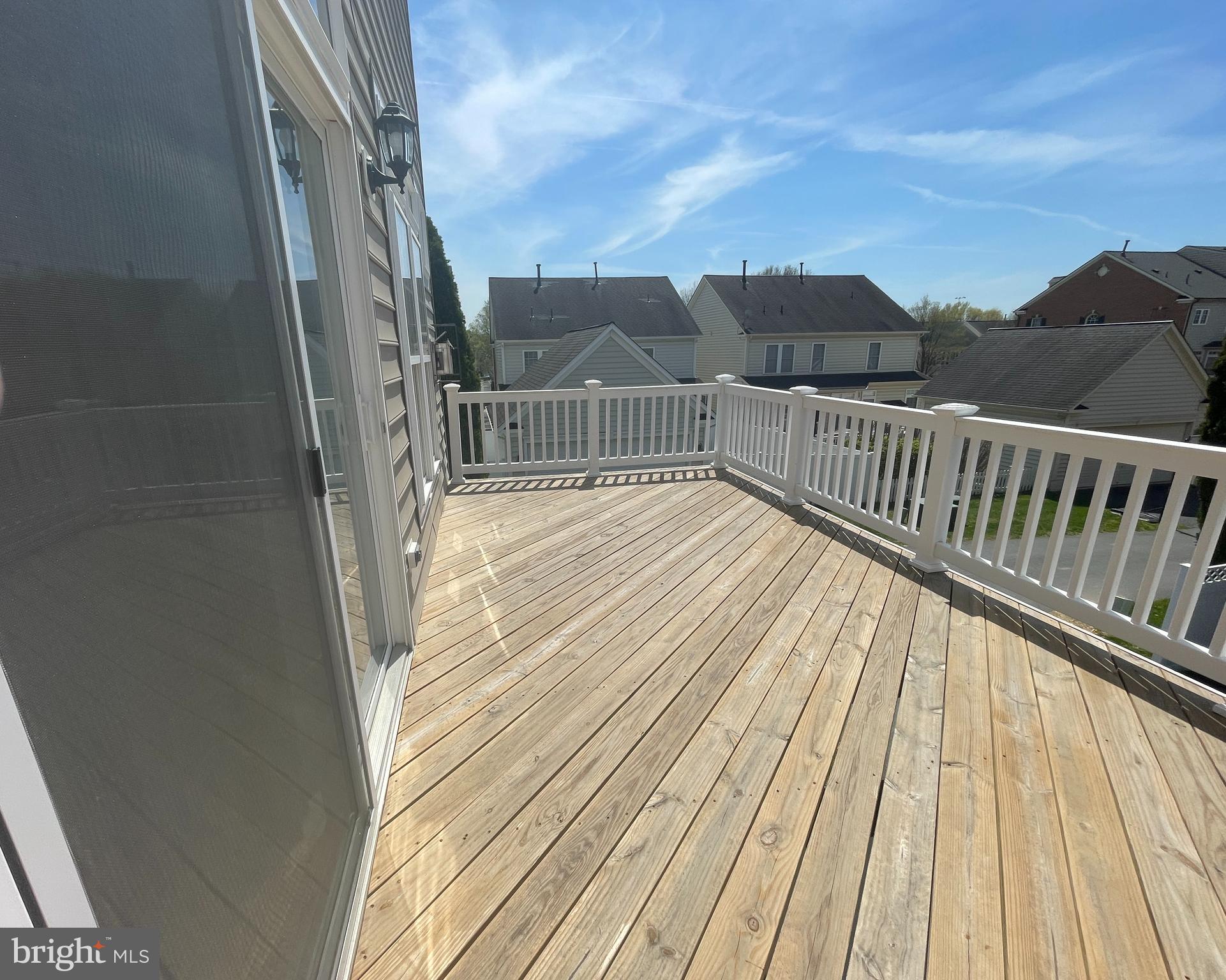 LAKELANDS - Residential