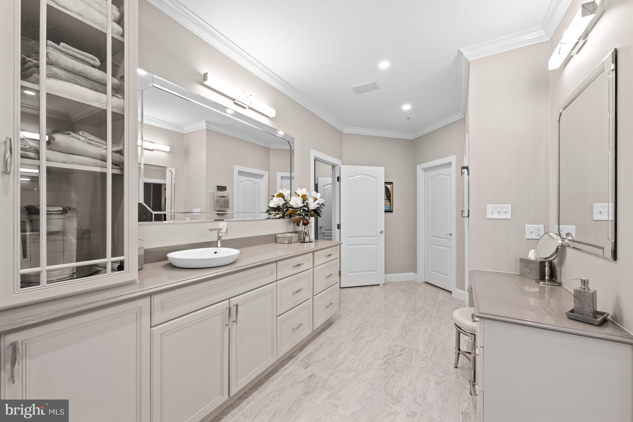 AVENEL - Residential