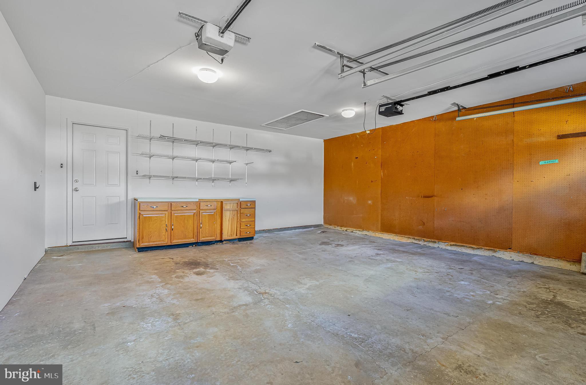 WESTWOOD ESTATES - Residential Lease