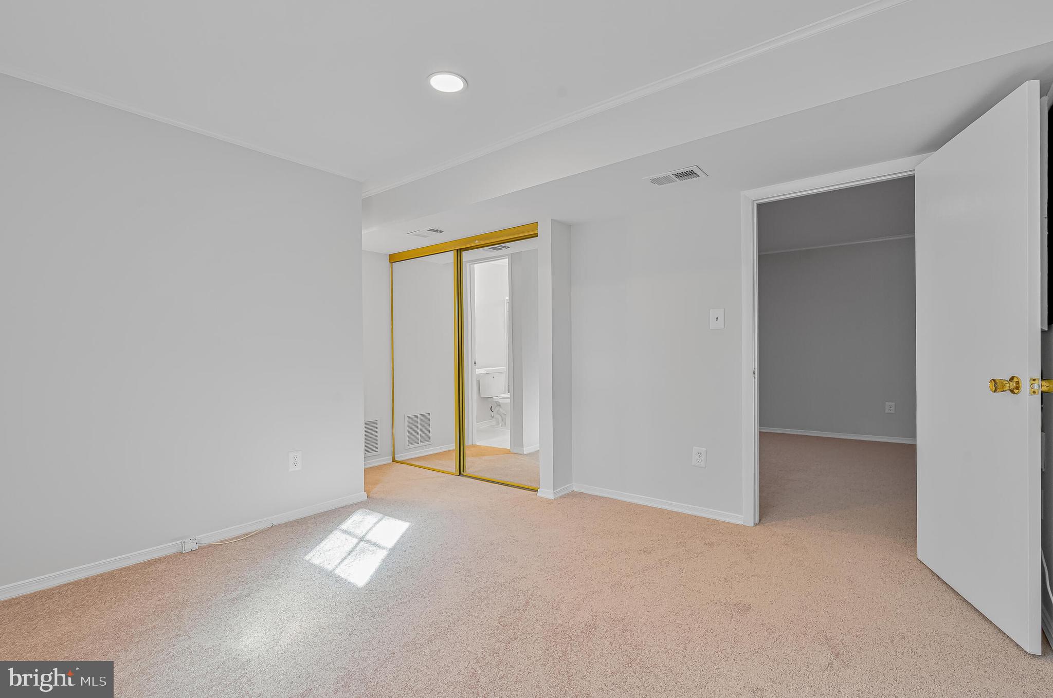 WESTWOOD ESTATES - Residential Lease