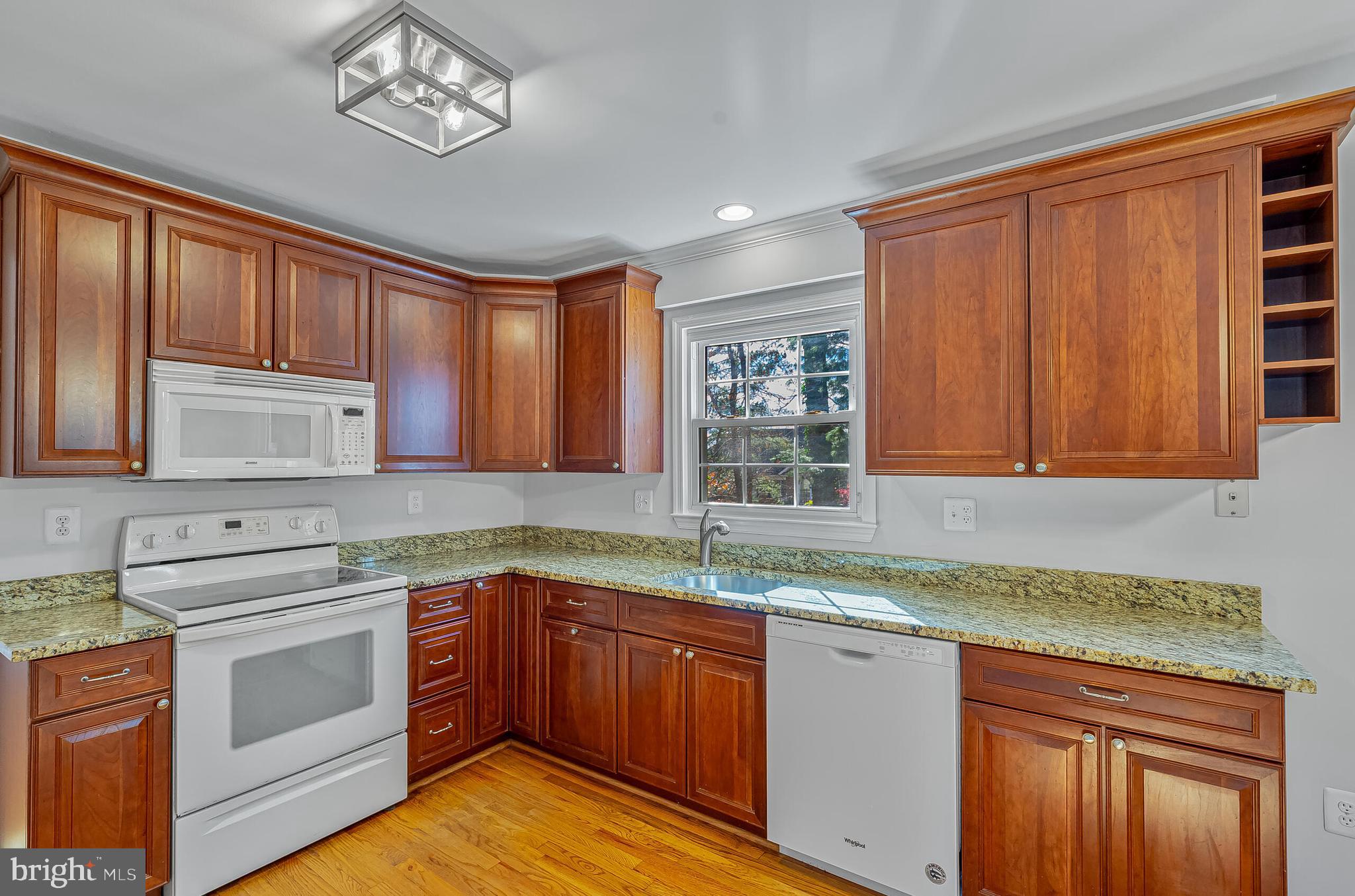 WESTWOOD ESTATES - Residential Lease